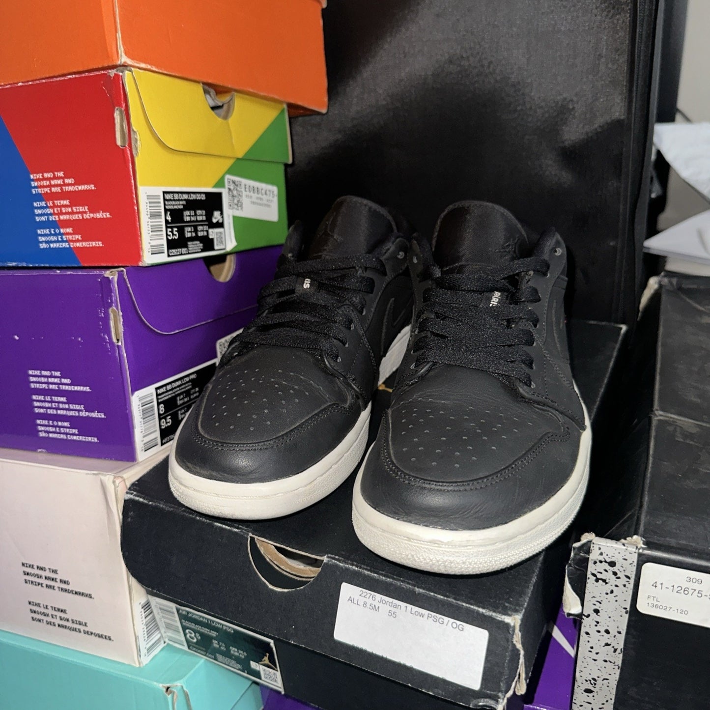 Size 8.5 - Paris Saint-Germain x Air Jordan 1 Low Black