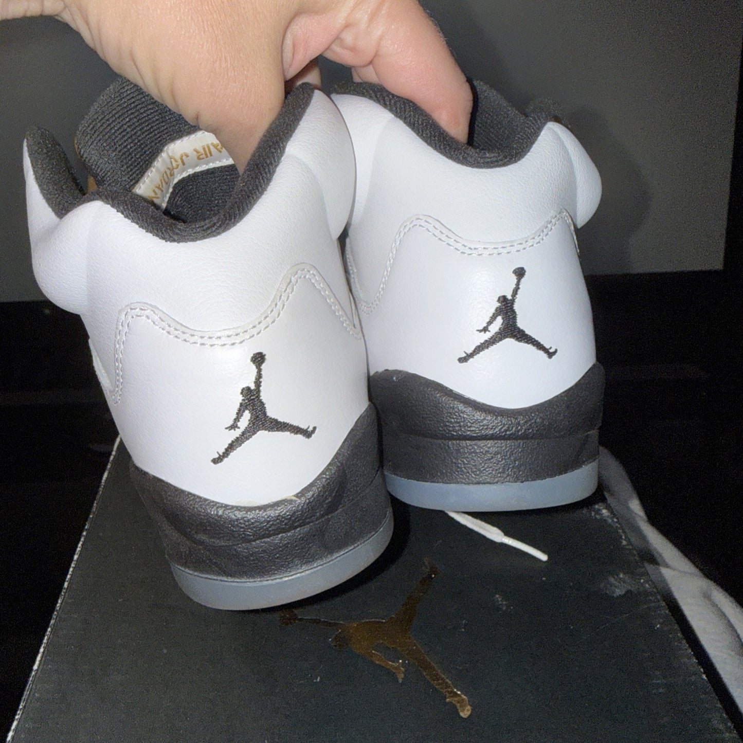 Size 5.5 Y Nike 440888–133 Jordan 5 Retro Olympic 2016