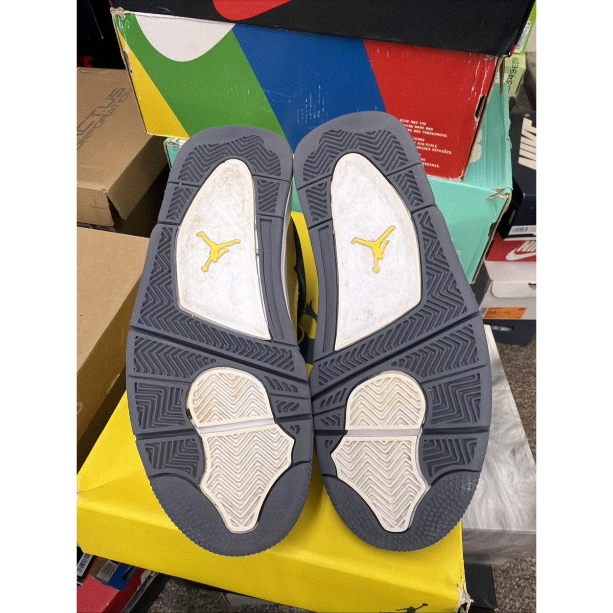 Size 6.5y - Jordan 4 Retro GS Tour Yellow 2021 - 408452700 BB