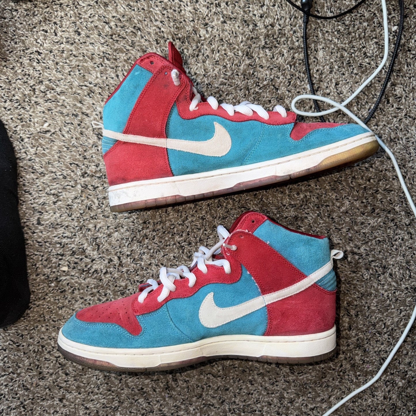 Size 12.5 - Nike Dunk Premium SB High Bloody Gums