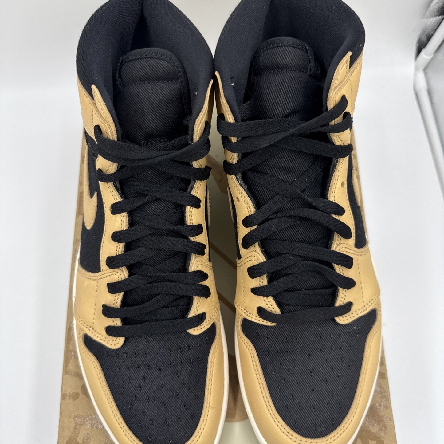 Size 13 - Jordan 1 Retro High OG Heirloom 2022