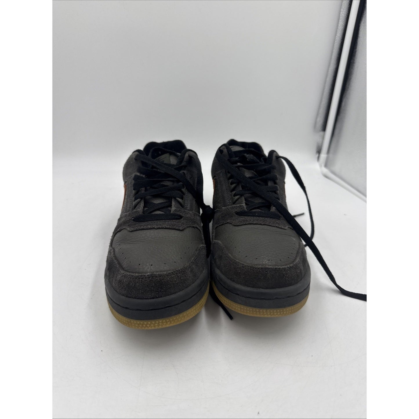 Size 10 - Nike Zoom Air Delta Force Gray