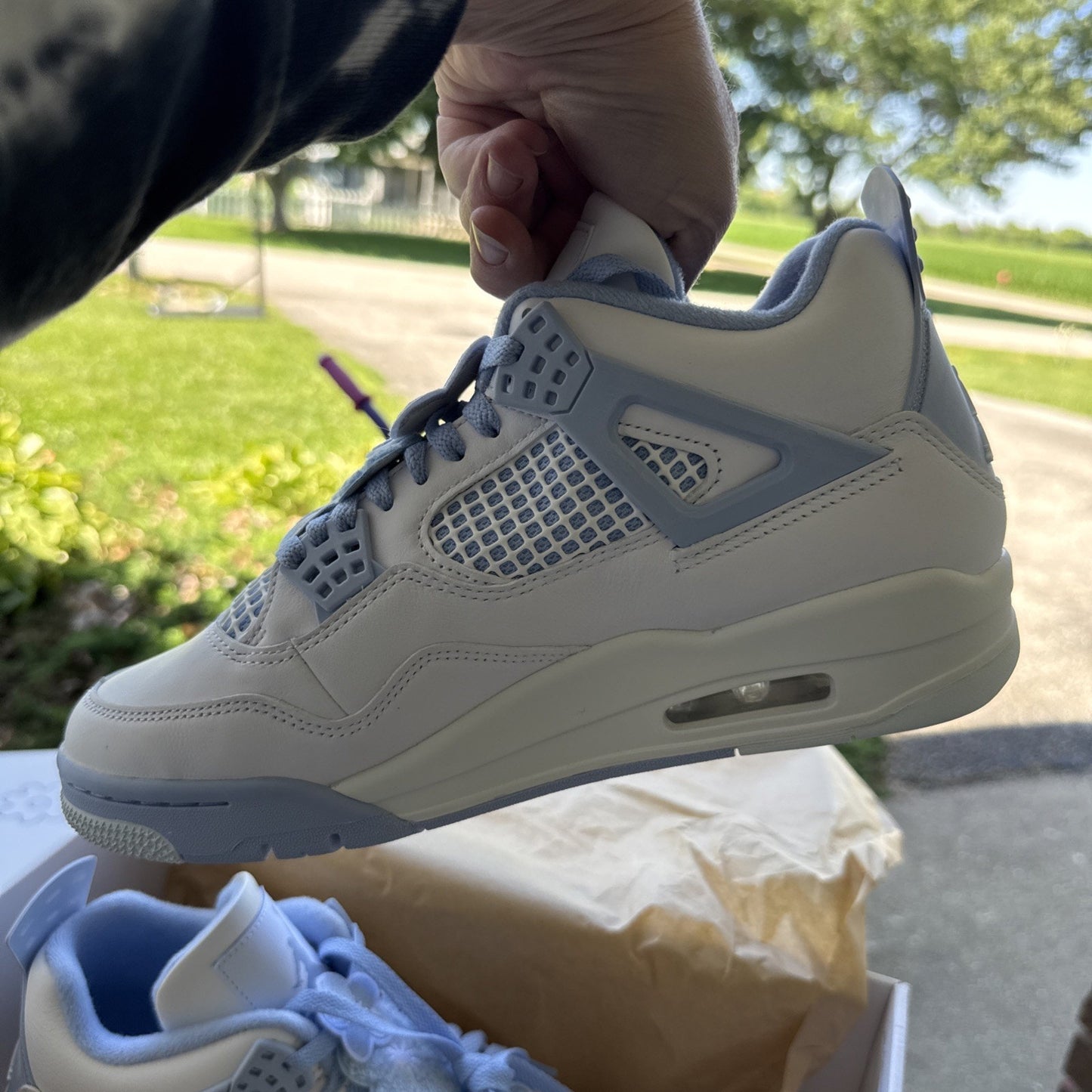 Size 10.5 - Air Jordan 4 Retro Forget Me Not W