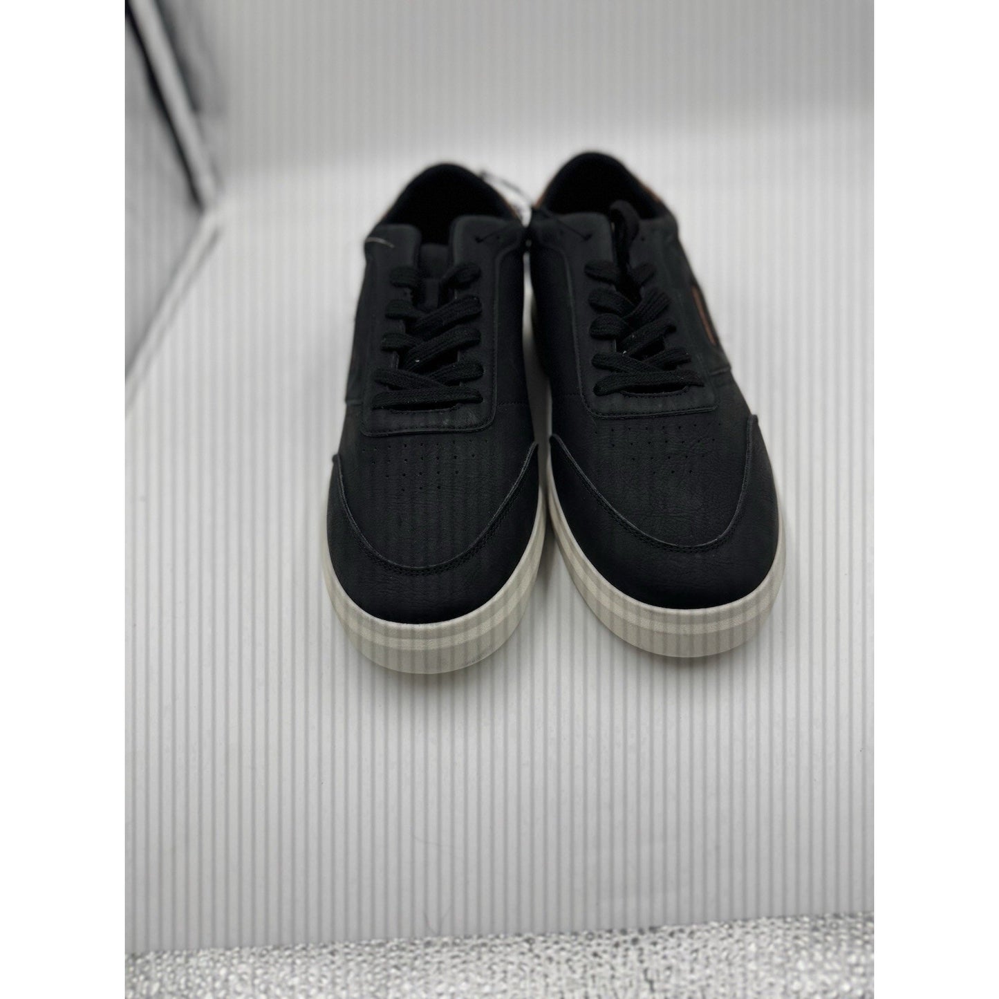 Size 10.5 Womens Dakota Wide Perry Ellis Shoe NBS397