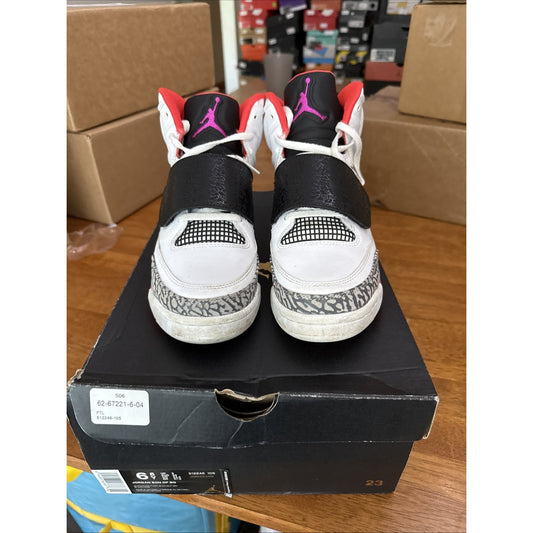Size 6.5 Y - Jordan Son of Mars Hot Lava BS375