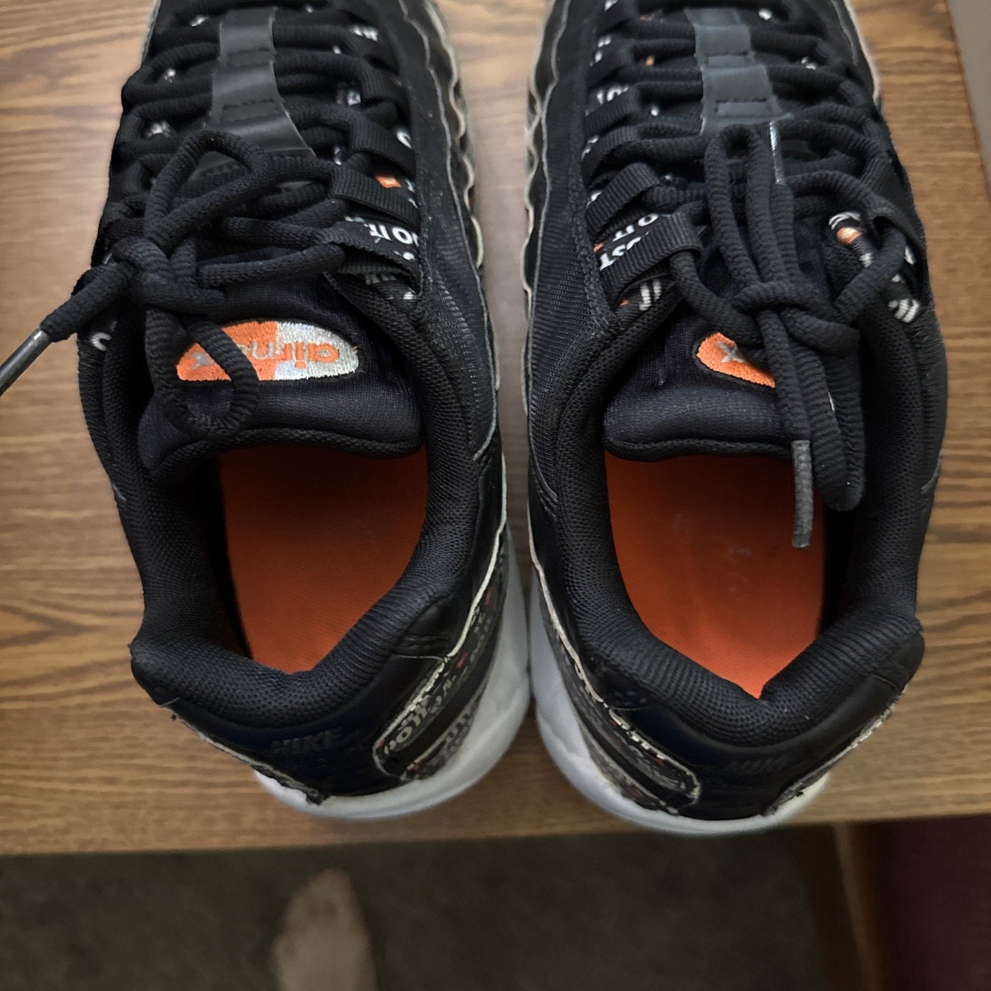 Nike Air Max 95 Se Just Do it Black-White-Total Orange Sz 9.5 [AV6246-001] Rare