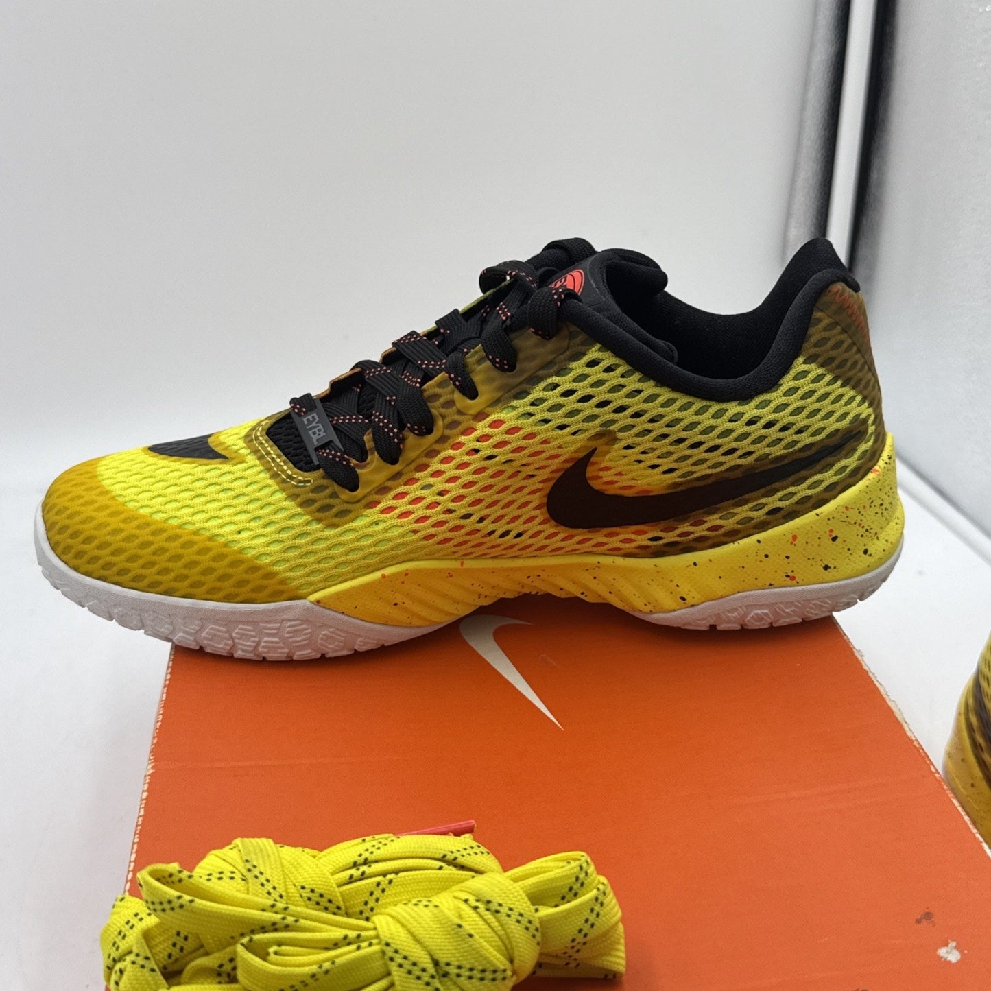 Size 7 - Nike Hyperlive Promo EYBL Yellow