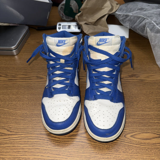 Size 7.5 - Nike Dunk 2021 High Kentucky