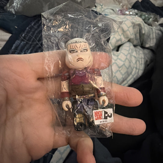 Bearbrick 100% Series 47- Artist: Variant Fist Of The North Star “Raoh Varia”