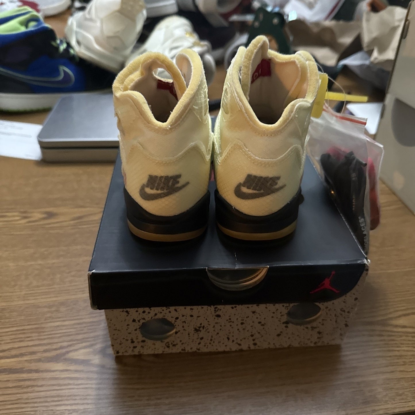 Size 3c - Jordan 5 Retro SP x Off-White Mid Sail