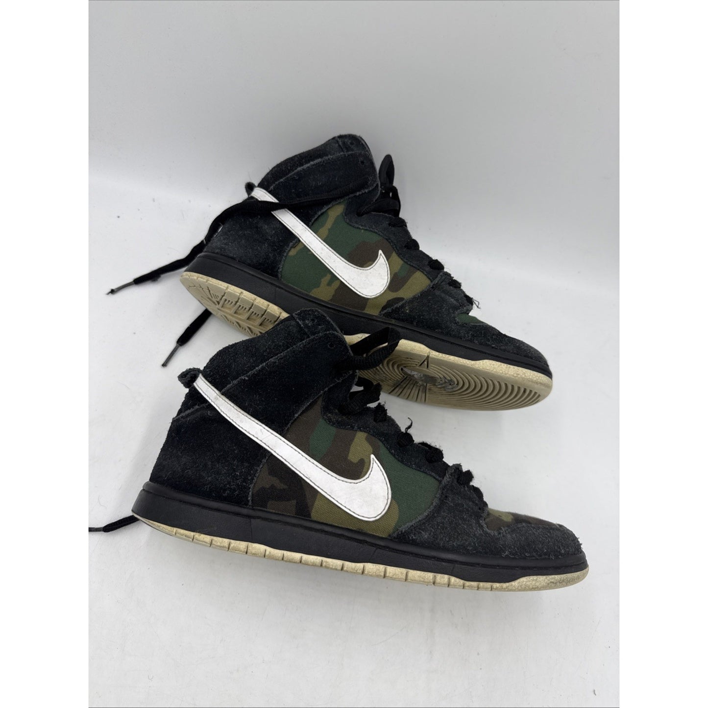 Size 8.5 - Nike Dunk SB High Camo