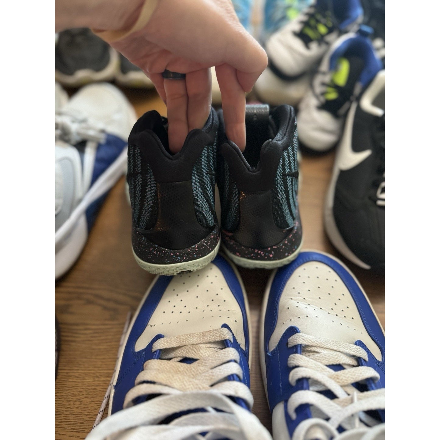 Size 6.5 (GS) - Nike Kyrie 4 Mid 80s NBS172