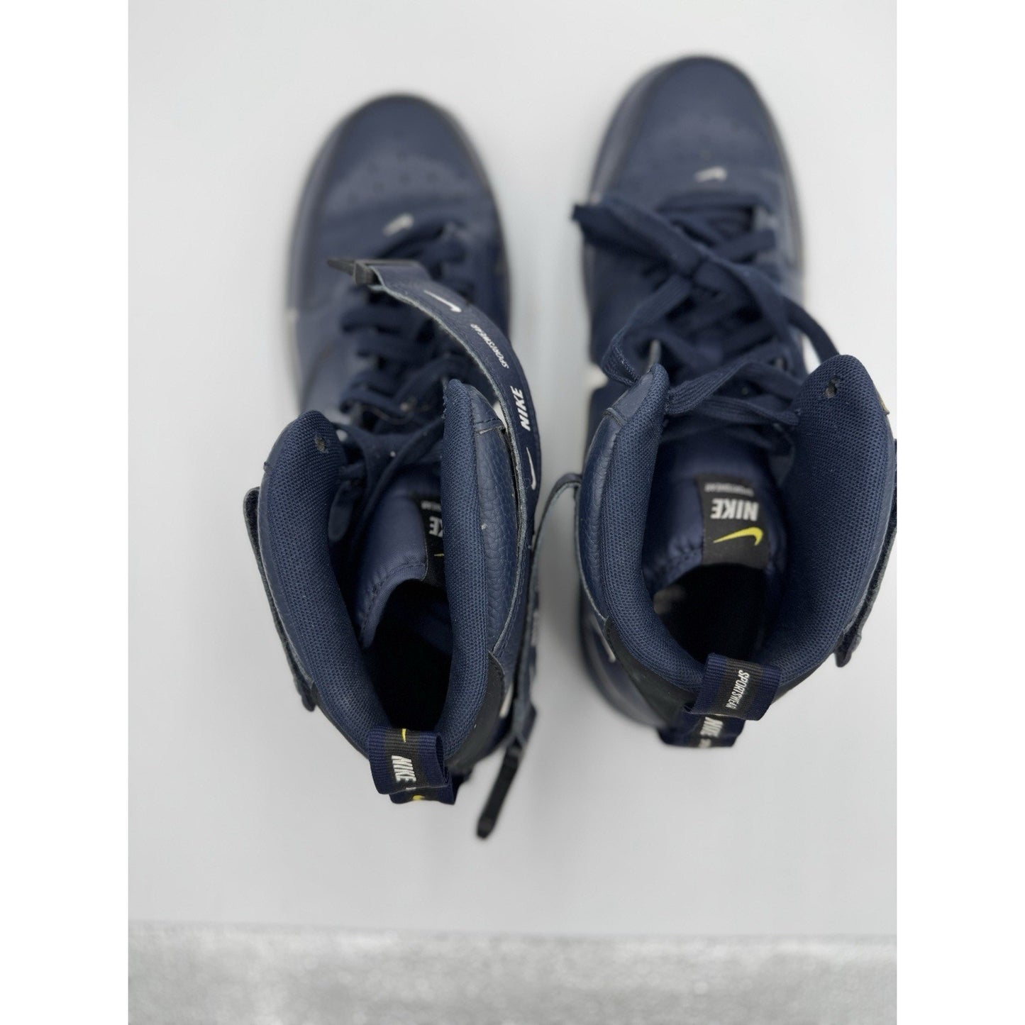 Size 13 - Nike Air Force 1 '07 LV8 Mid Navy bs854