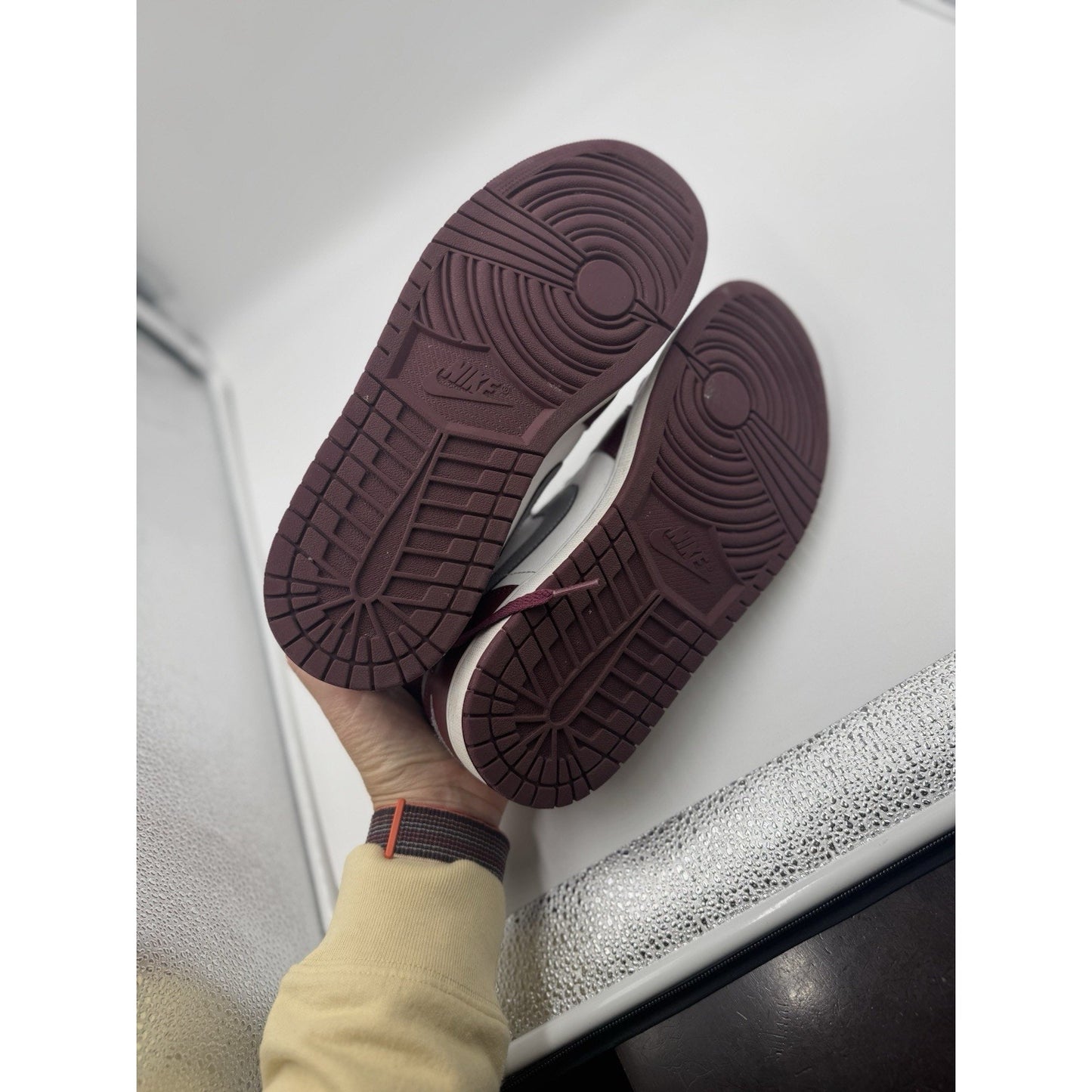 Size 11 - Jordan 1 Low Cherrywood Red 2022