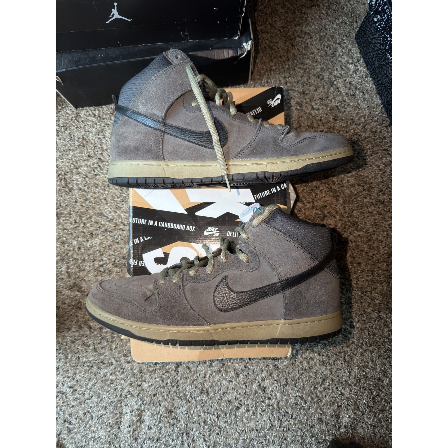 Size 15 - Nike SB Dunk High Anthracite Matte Olve - Pre-Owned