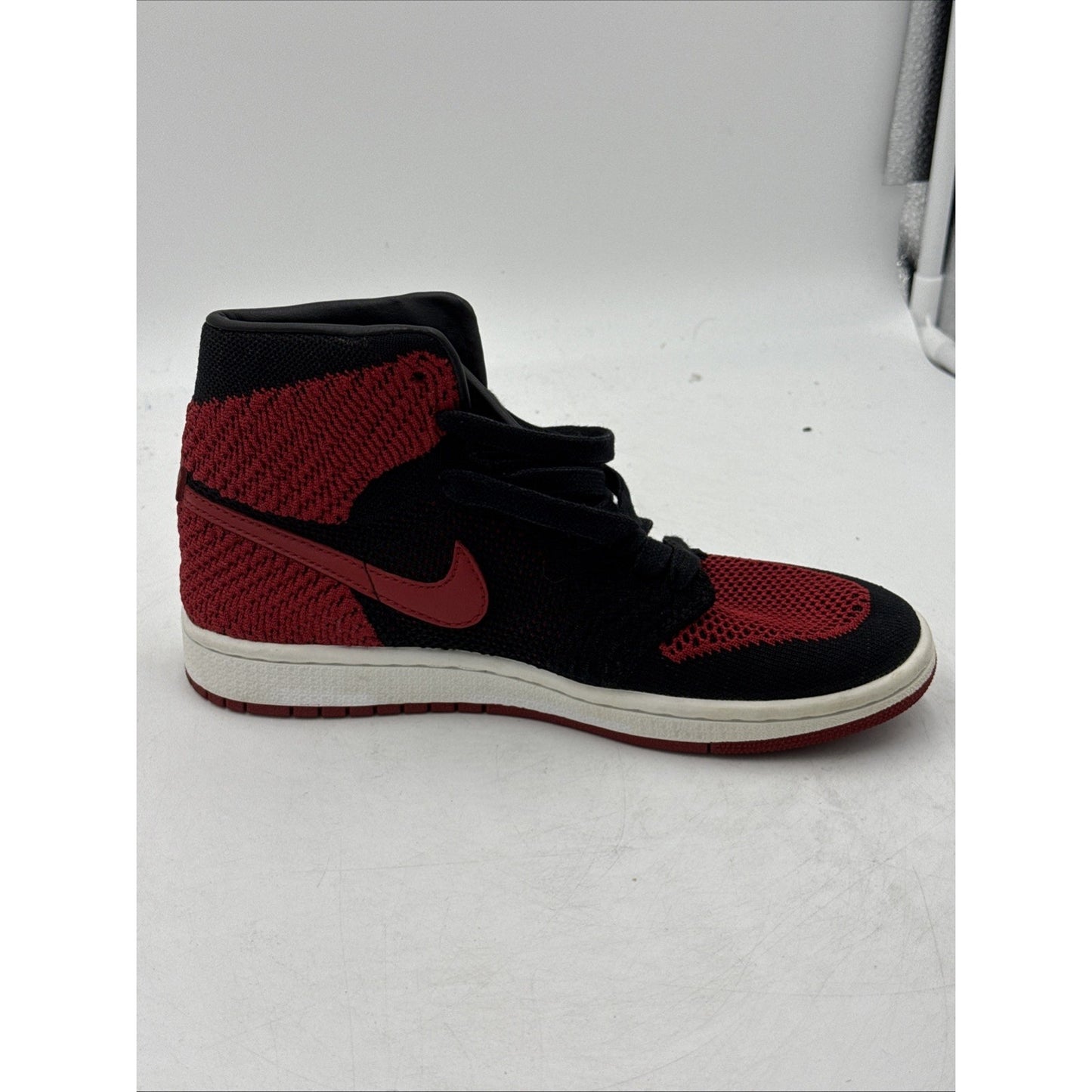 Size 5.5 Y - Air Jordan 1 Retro OG Flyknit High Bred