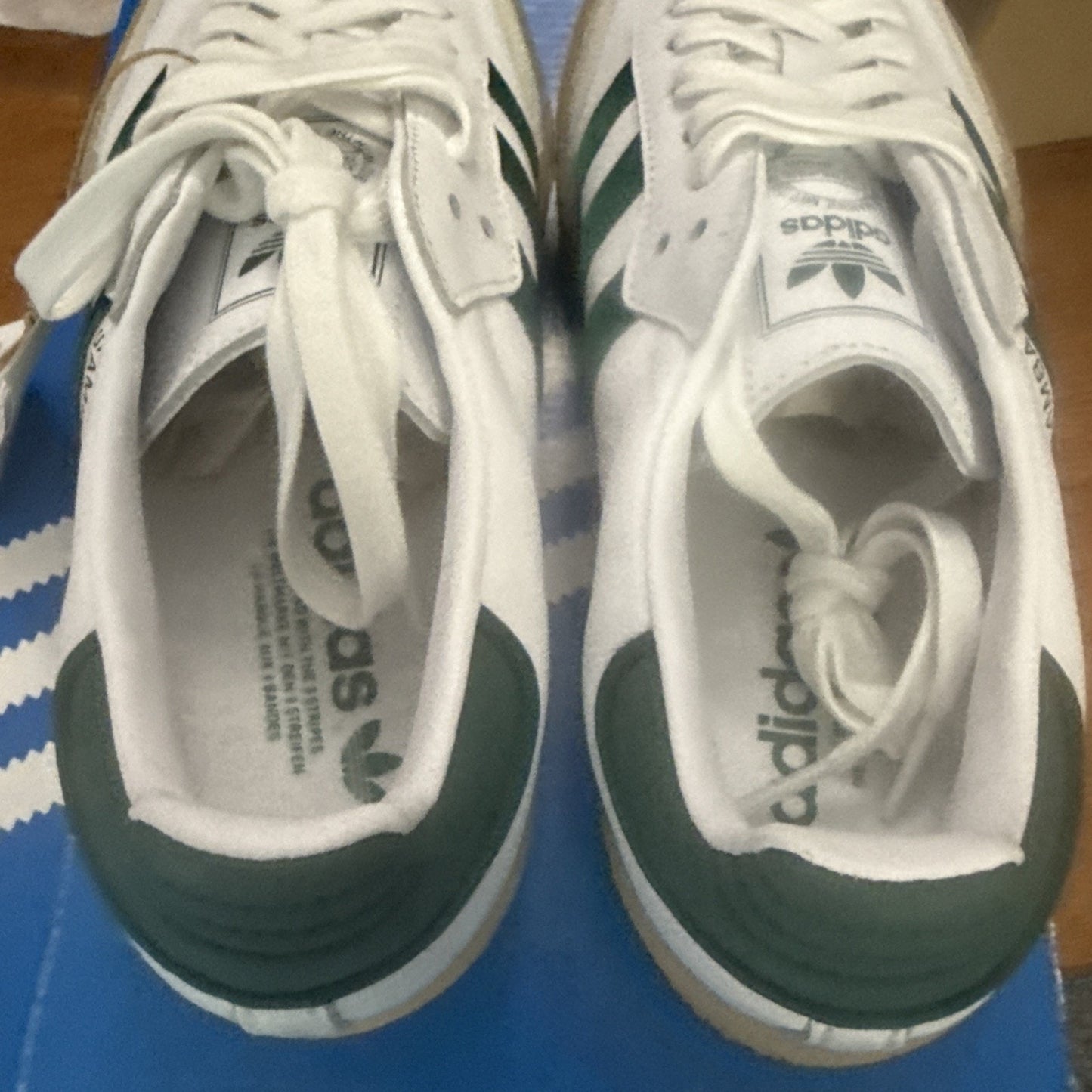 SIZE 8.5 Adidas Sambae Womens Shoes BS300
