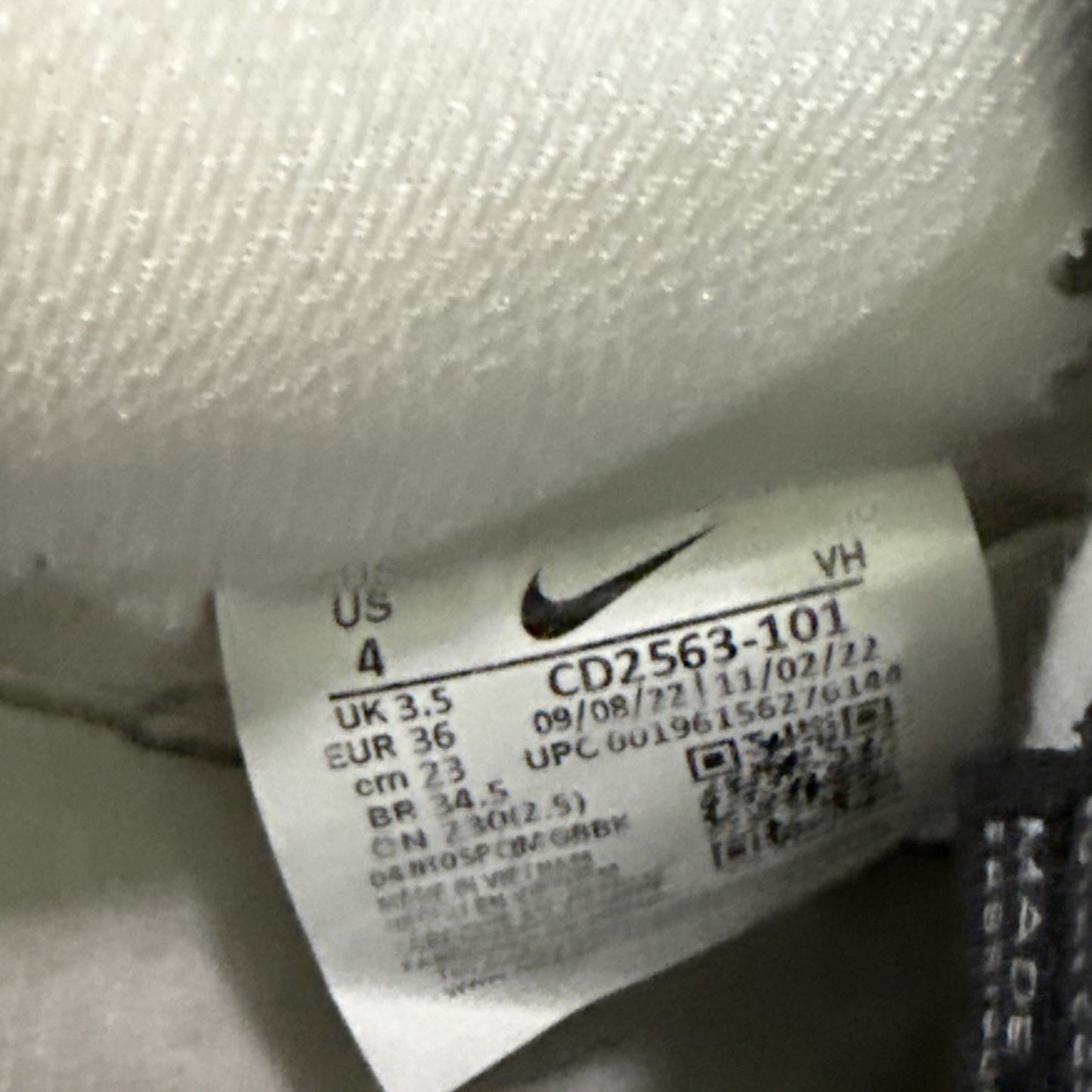 Nike Sb Dunk Low White Gum Bottom