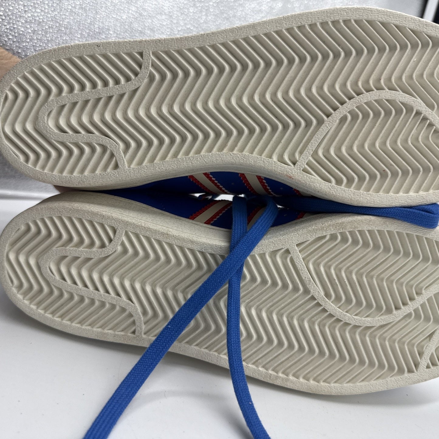 Size 6 Adidas Superstar J HQ9966