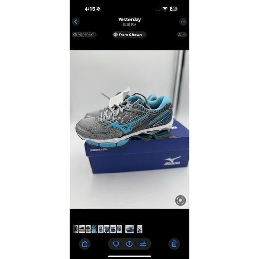 Size 6 Mizuno Wave Creation 19