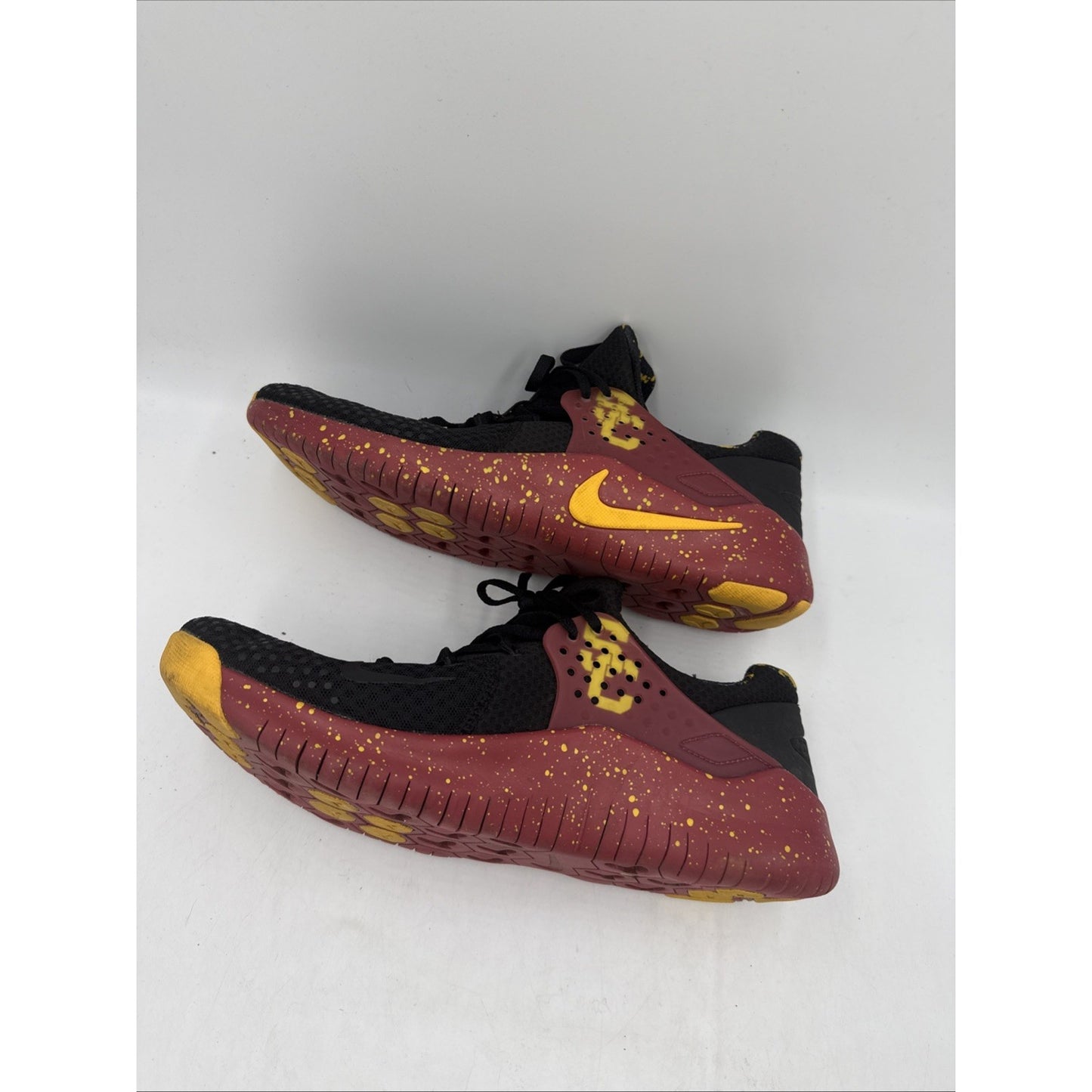 Size 12 - Nike Free TR 8 USC - AR0425-001