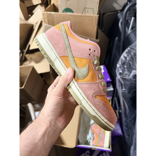 Size 9 - Nike Dunk SB Low Red Stardust