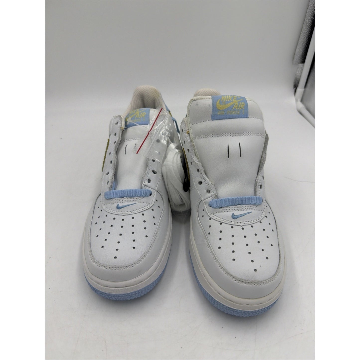 Size 9 - Nike Air Force 1 Low Ice Blue Maize W 2004