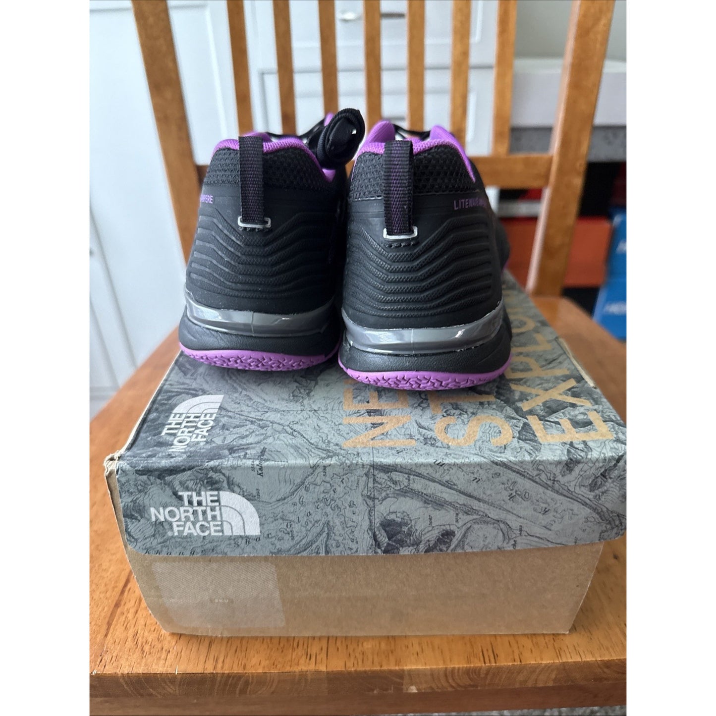 The North Face Litewave Ampere NF00CXU1 Sneakers Women's Size 8.5 Purple BS257