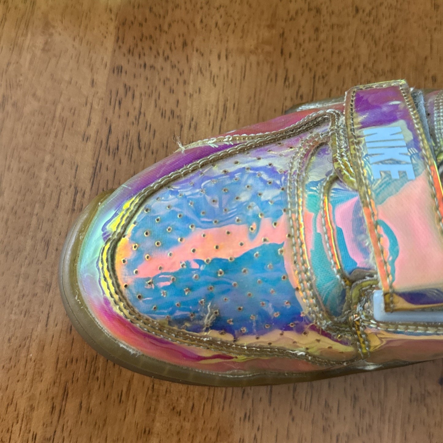 Size 9.5 - Nike Air Trainer 1 PRM QS Mid Nike Knows Super Bowl Hologram NBS026