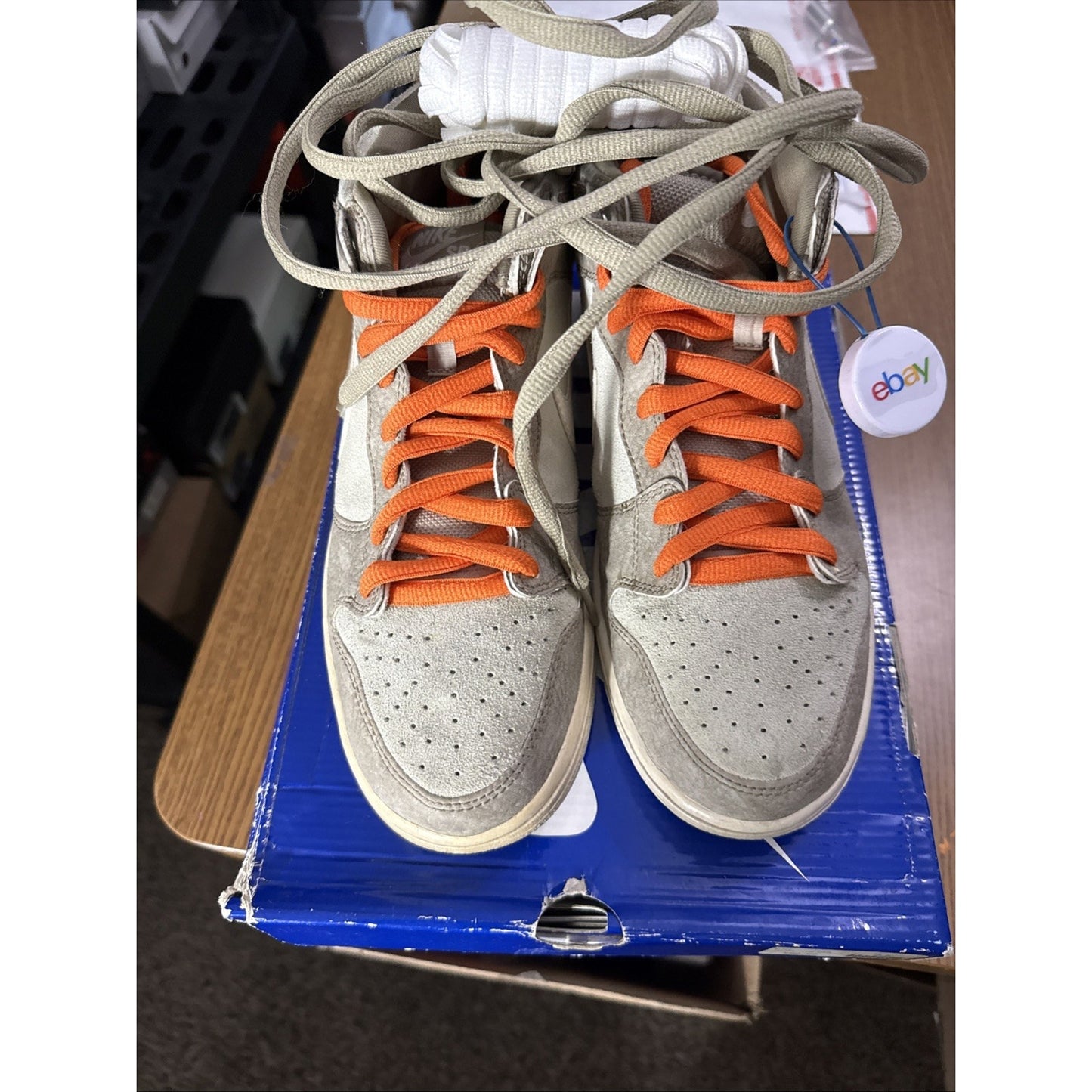 Size 8.5 - Nike Dunk Pro SB Mid Light Stone Khaki Rare Blue Box Gem