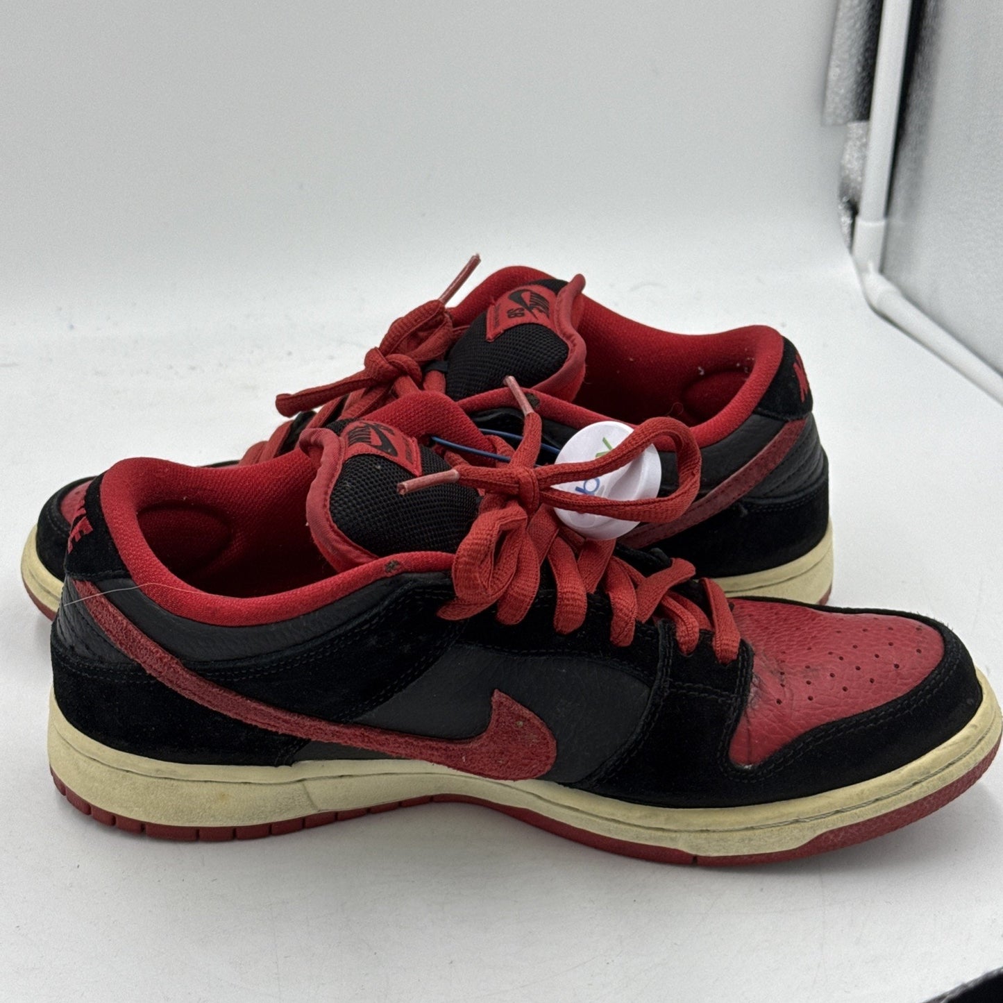 Size 9 Nike 304292-039 Jpack Low Pro Black And Red