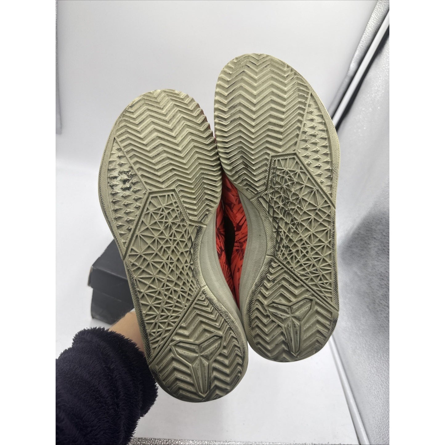 Size 10 - Nike Kobe Mentality Red