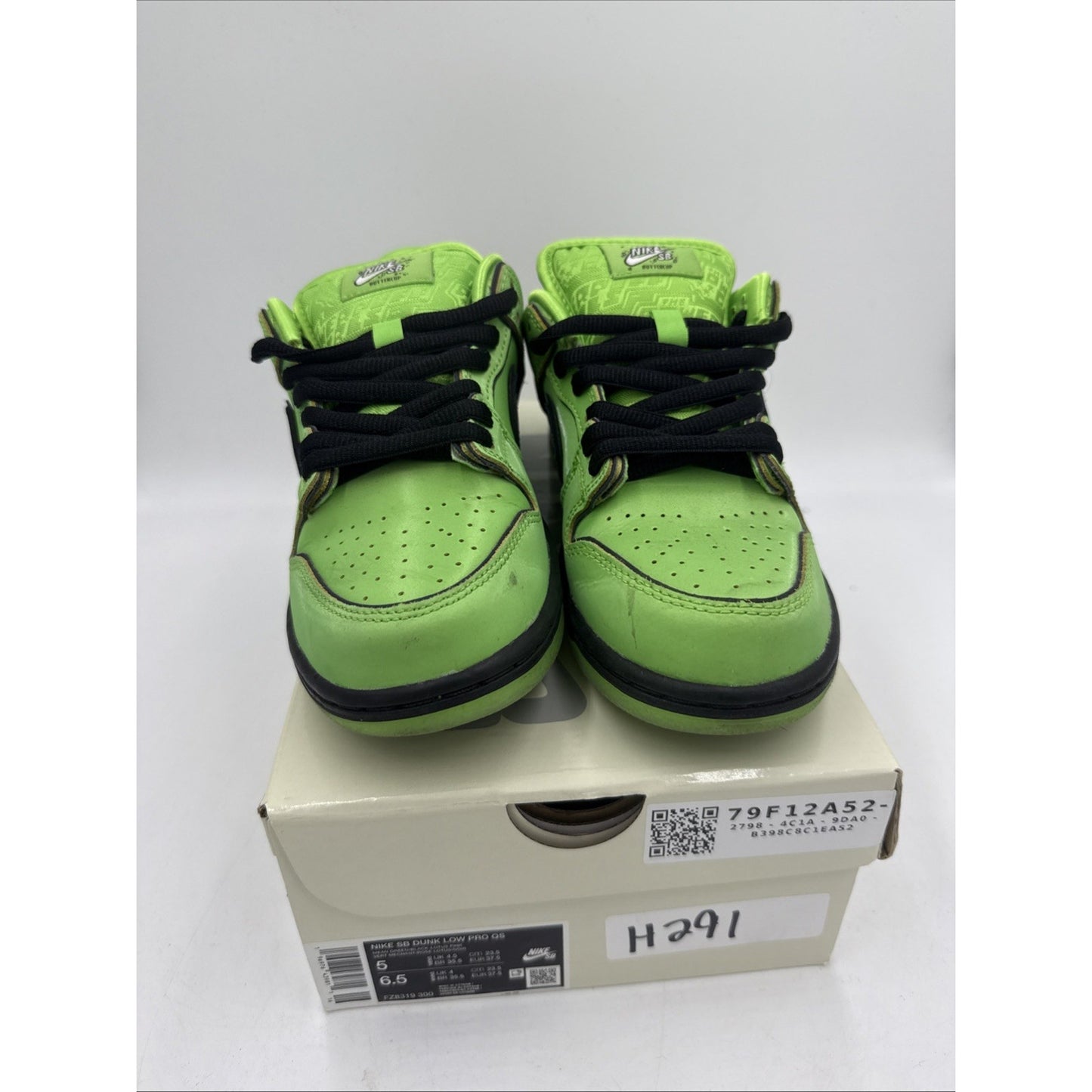 Size 5 - Nike The Powerpuff Girls x Dunk Pro SB QS Low Buttercup