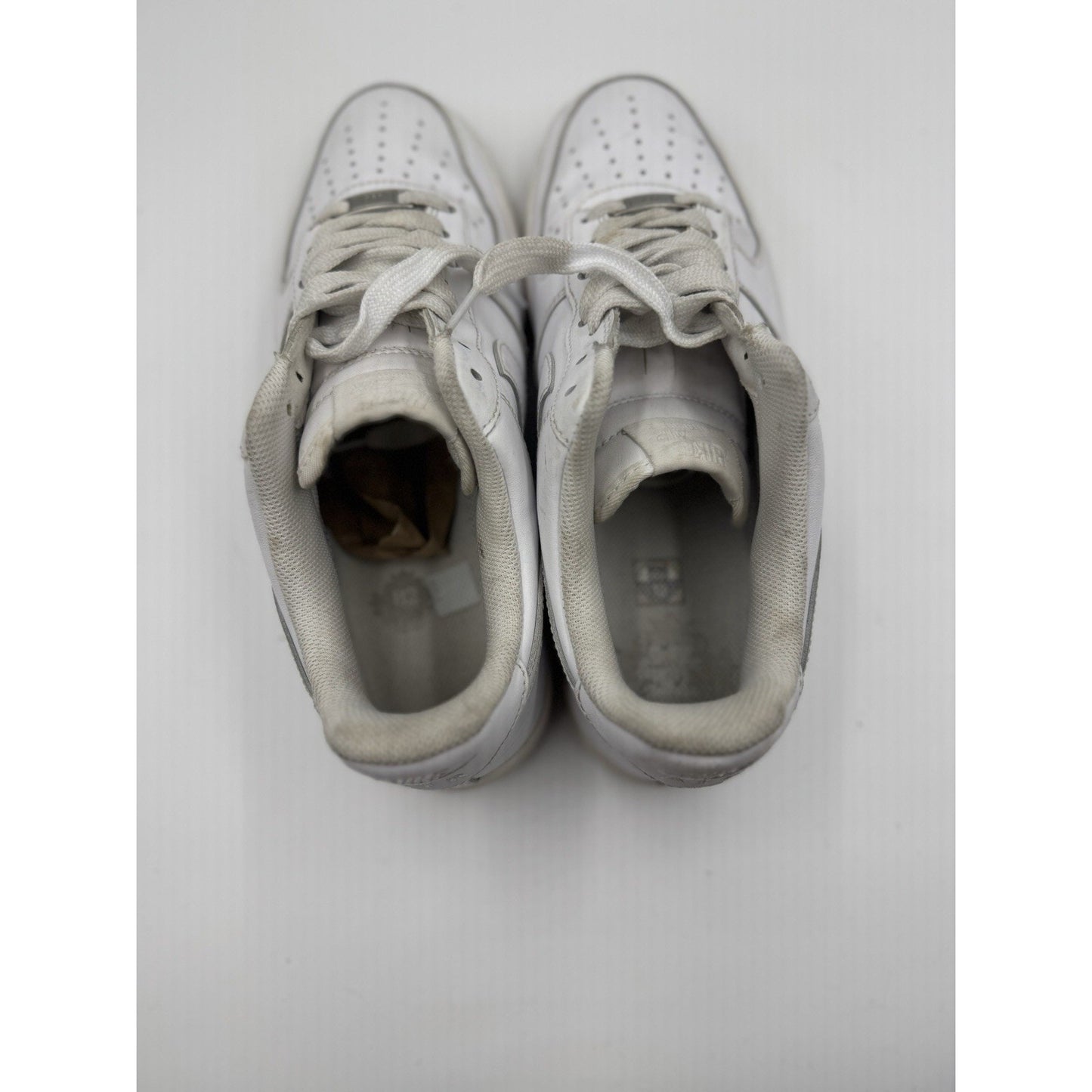 Size 10 - Nike Air Force 1 '07 Low Triple White NBS286