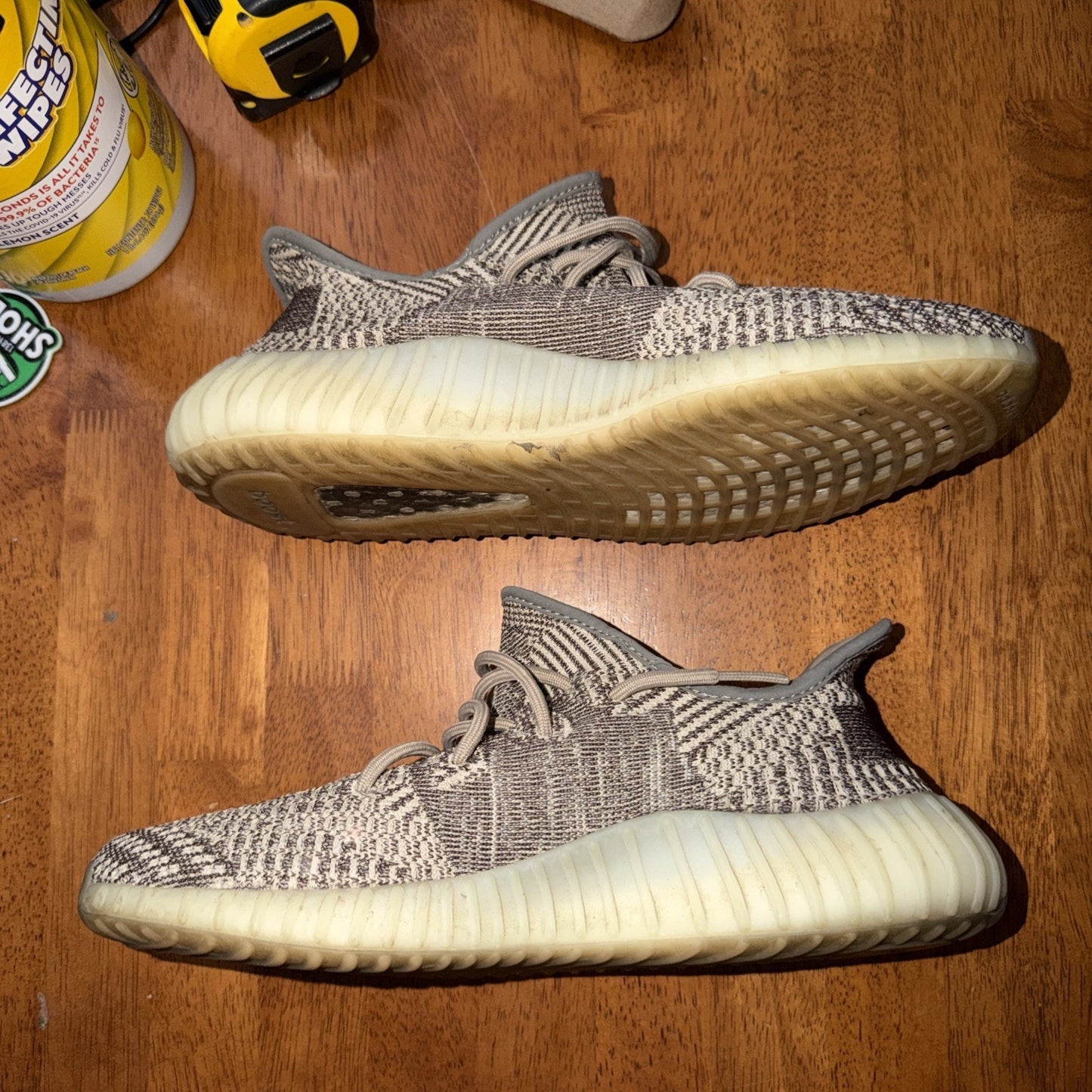 Size 10.5 - adidas Yeezy Boost 350 V2 Low Zyon