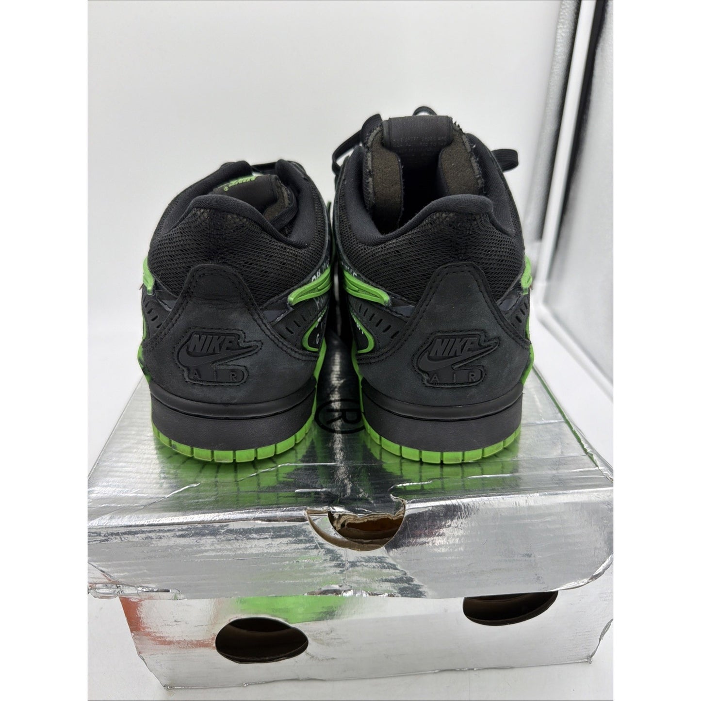 Size 12 - Nike Air Rubber Dunk x Off-White Low Green Strike