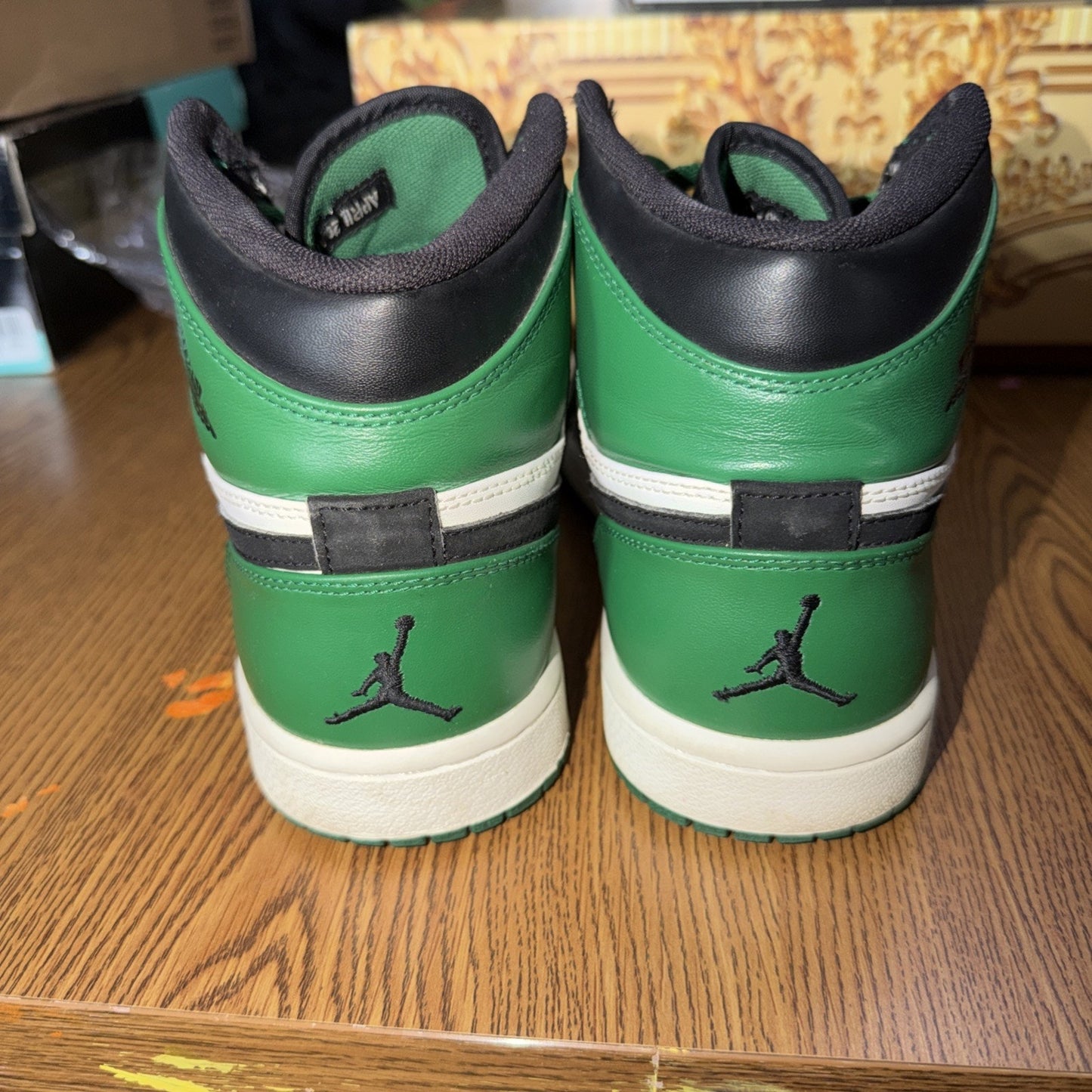 Size 8 - Air Jordan 1 Retro High Boston Celtics