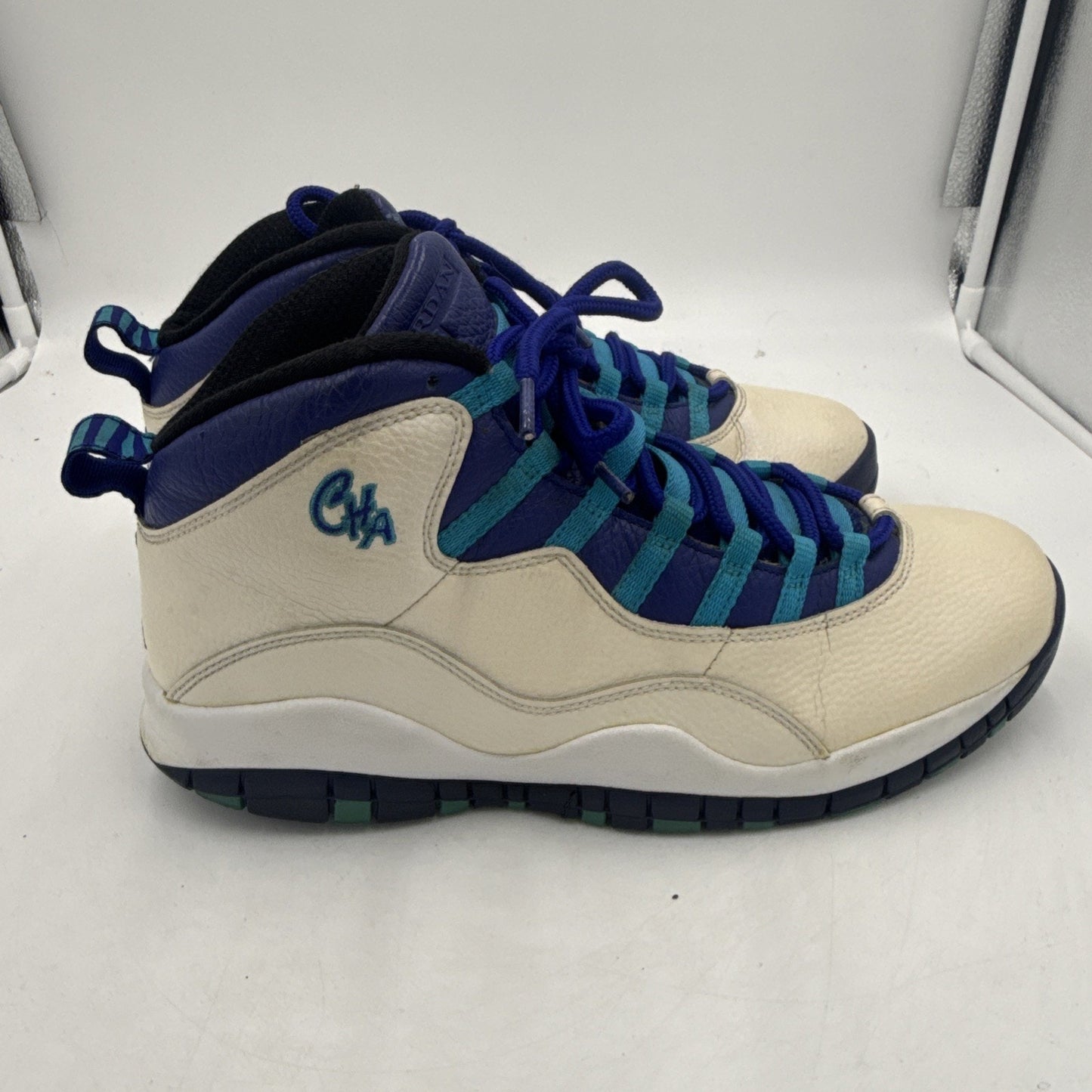 Size 10.5 - Air Jordan 10 Retro Charlotte Hornets