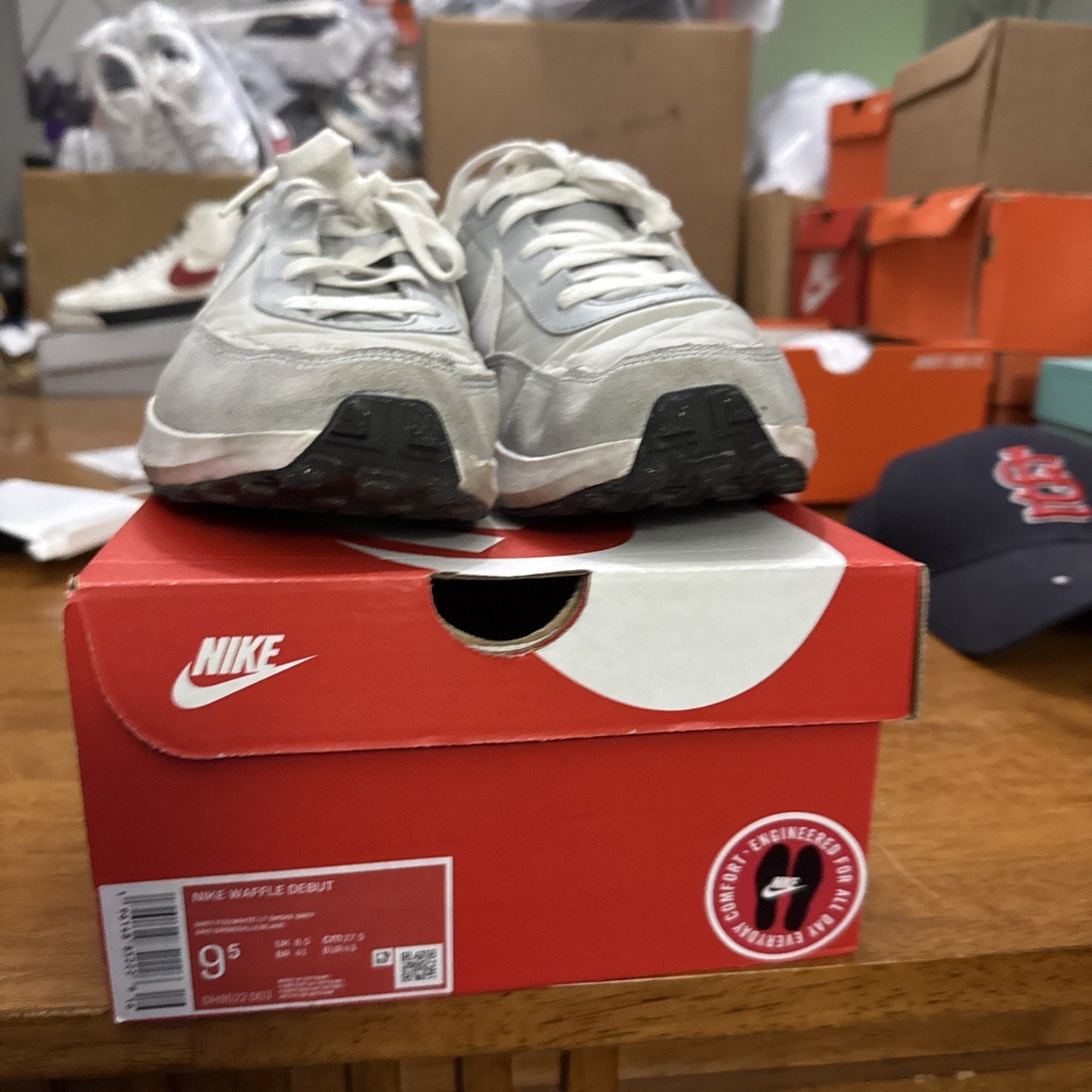 Size 9.5 - Nike Waffle Debut Grey Fog BS362