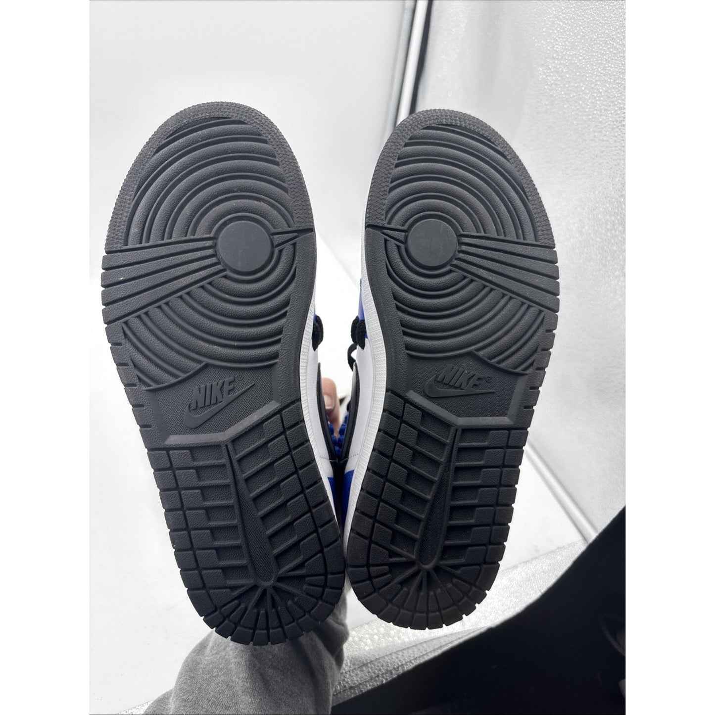 Size 10 - Air Jordan 1 Mid Sisterhood W