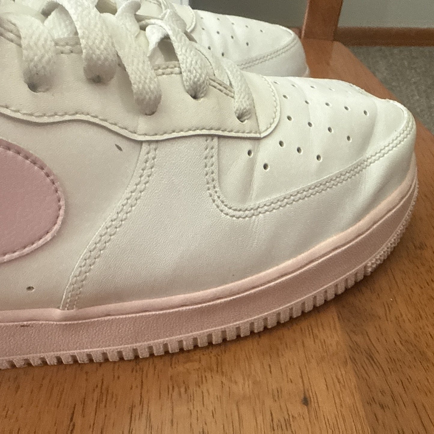 Size 13 - Nike Air Force 1 '07 Low White Pink Sole NBS032