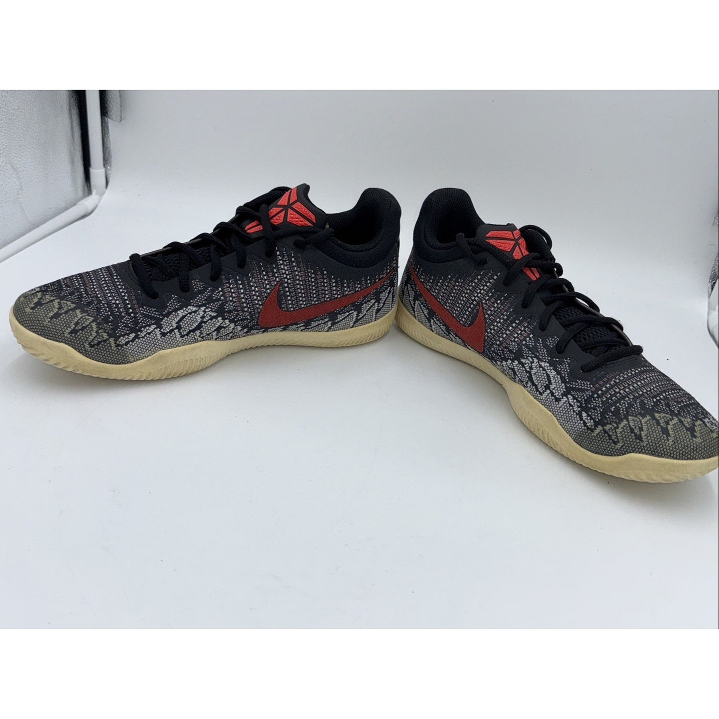 Size 9 - Nike Mamba Rage Bright Crimson