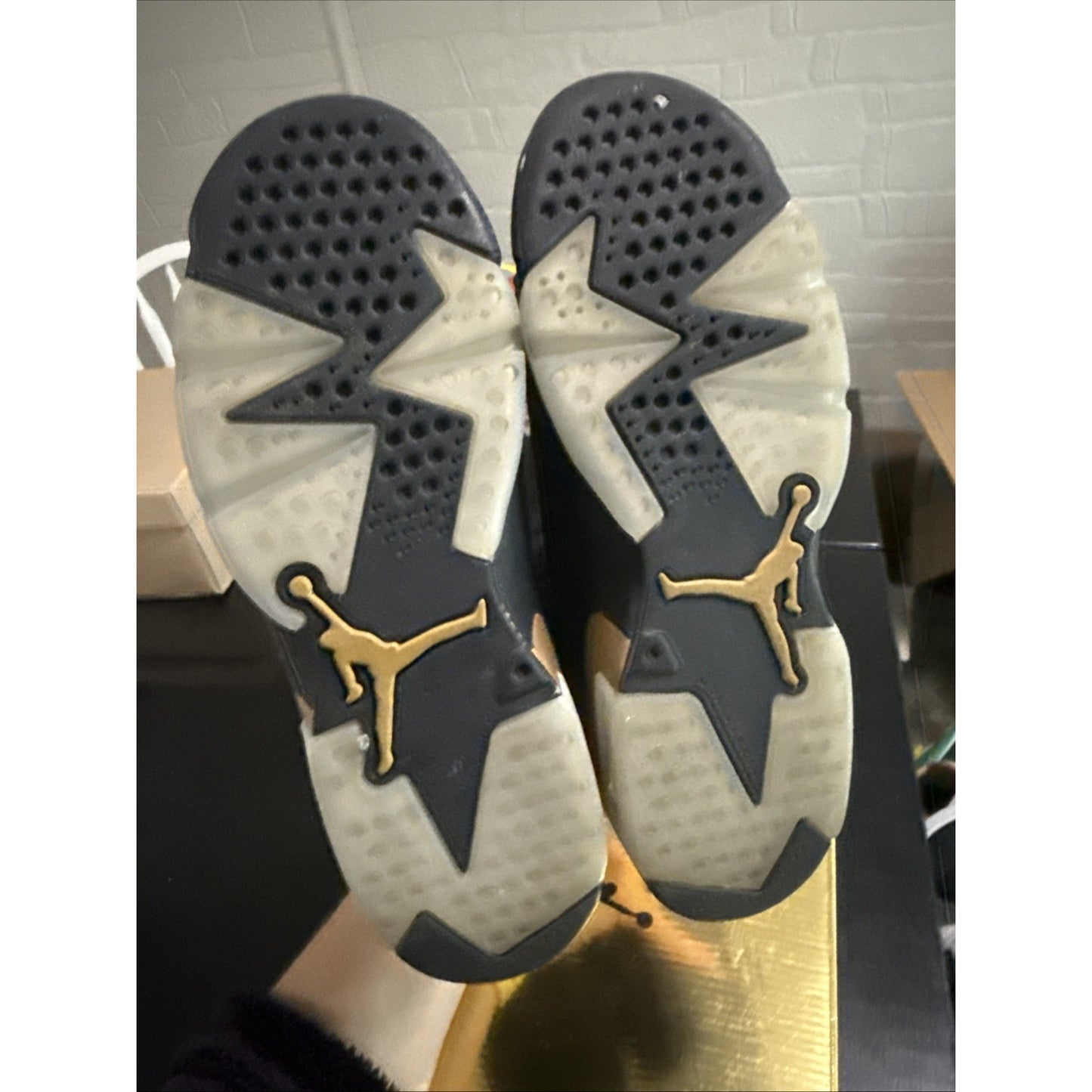 Air Jordan 6 Retro DMP Black Metallic Gold Leather Shoes 5.5 Youth CT4964-007