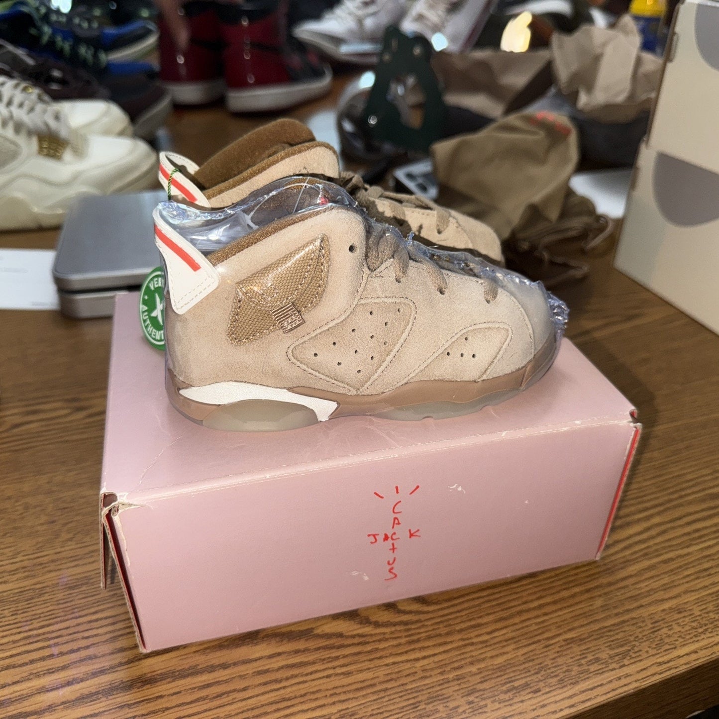 [DH0692-200] TODDLERS AIR JORDAN RETRO 6 'TRAVIS SCOTT BRITISH KHAKI' (TD)