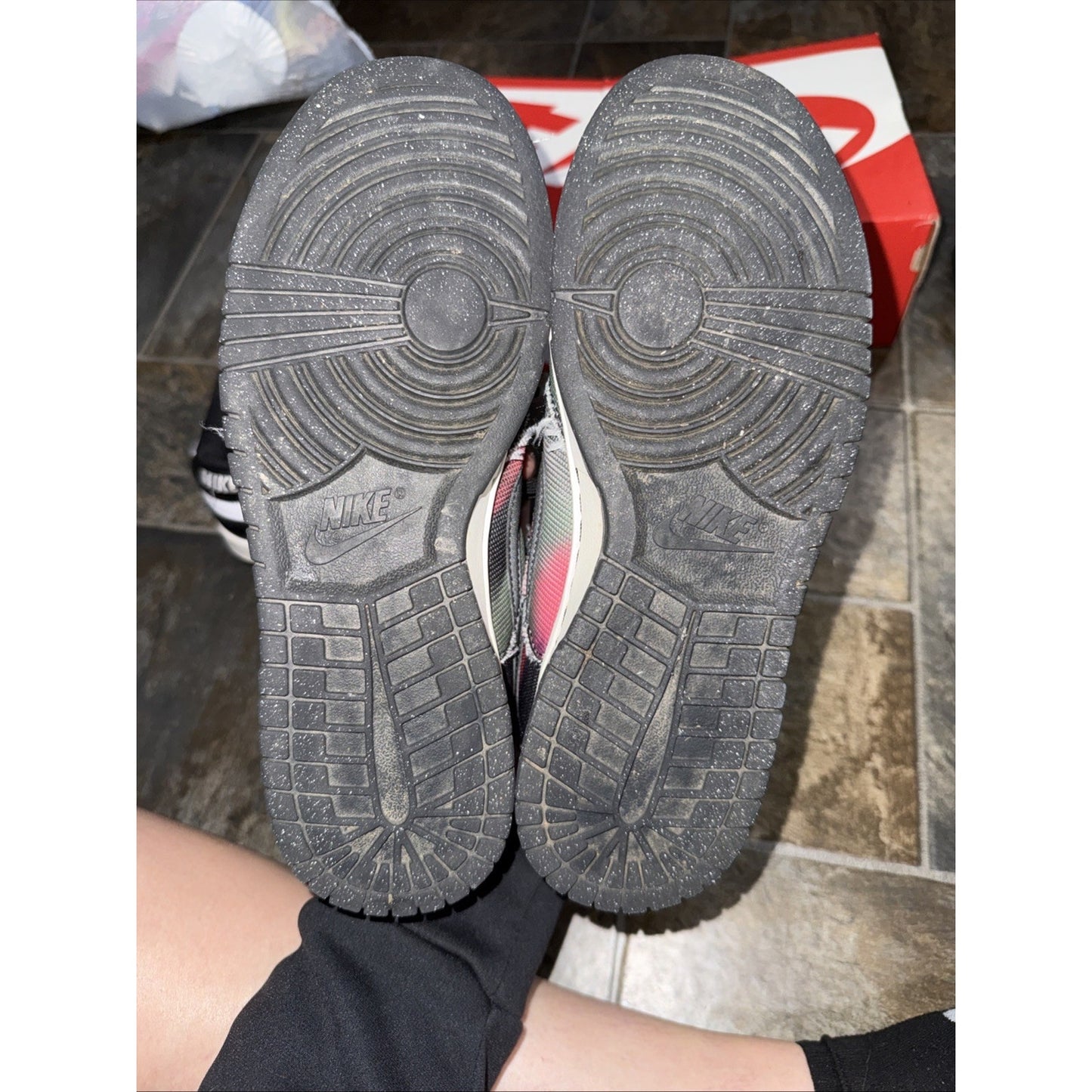 Size 8 - Nike Dunk Premium Low Graffiti