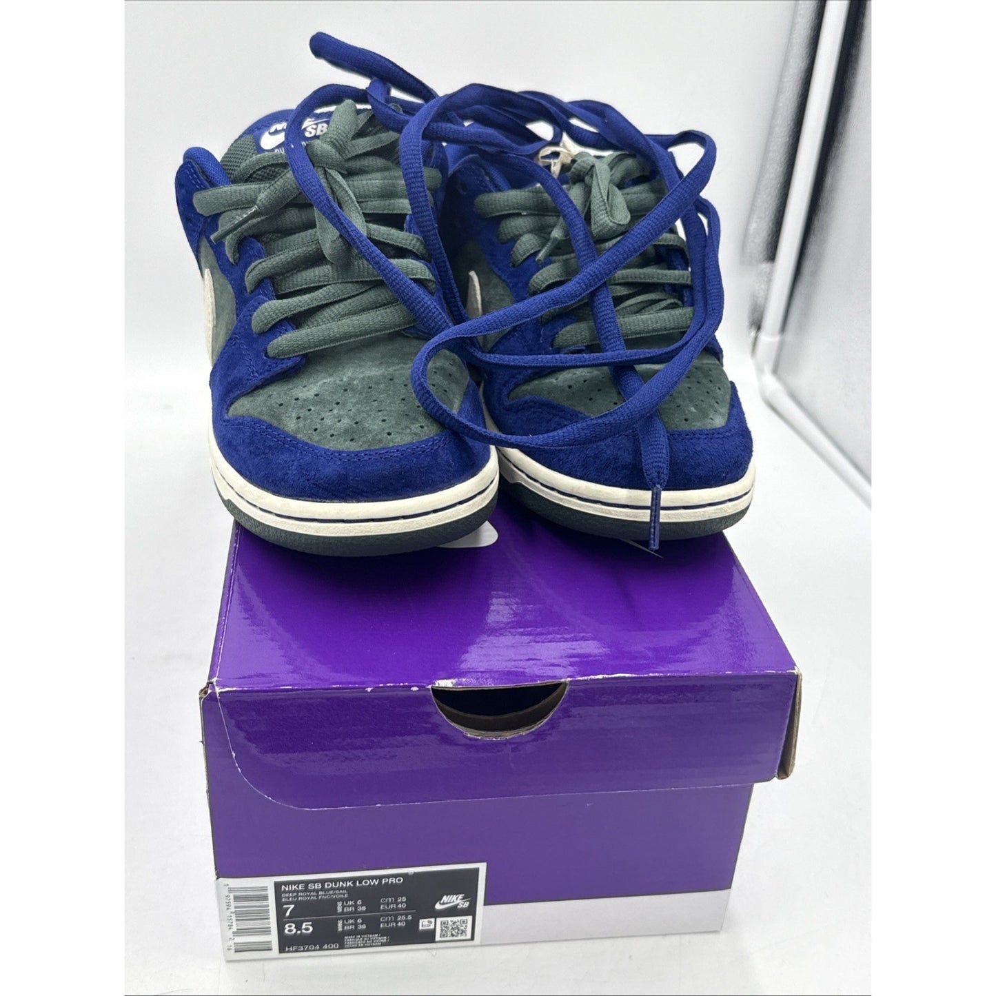 Size 7 - Nike Dunk Pro SB Low Deep Royal Vintage Green
