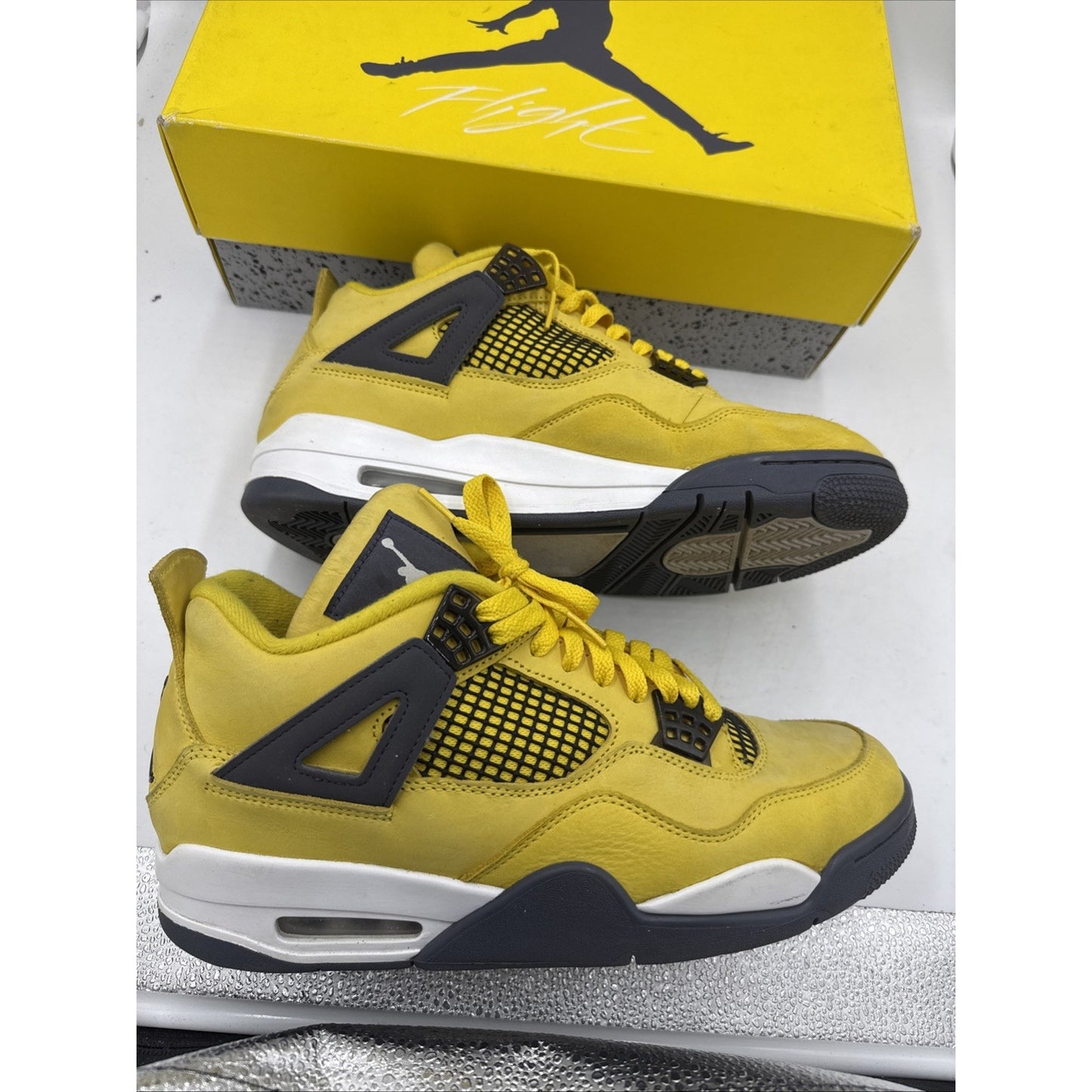 Size 10 - Jordan 4 Retro Mid Lightning