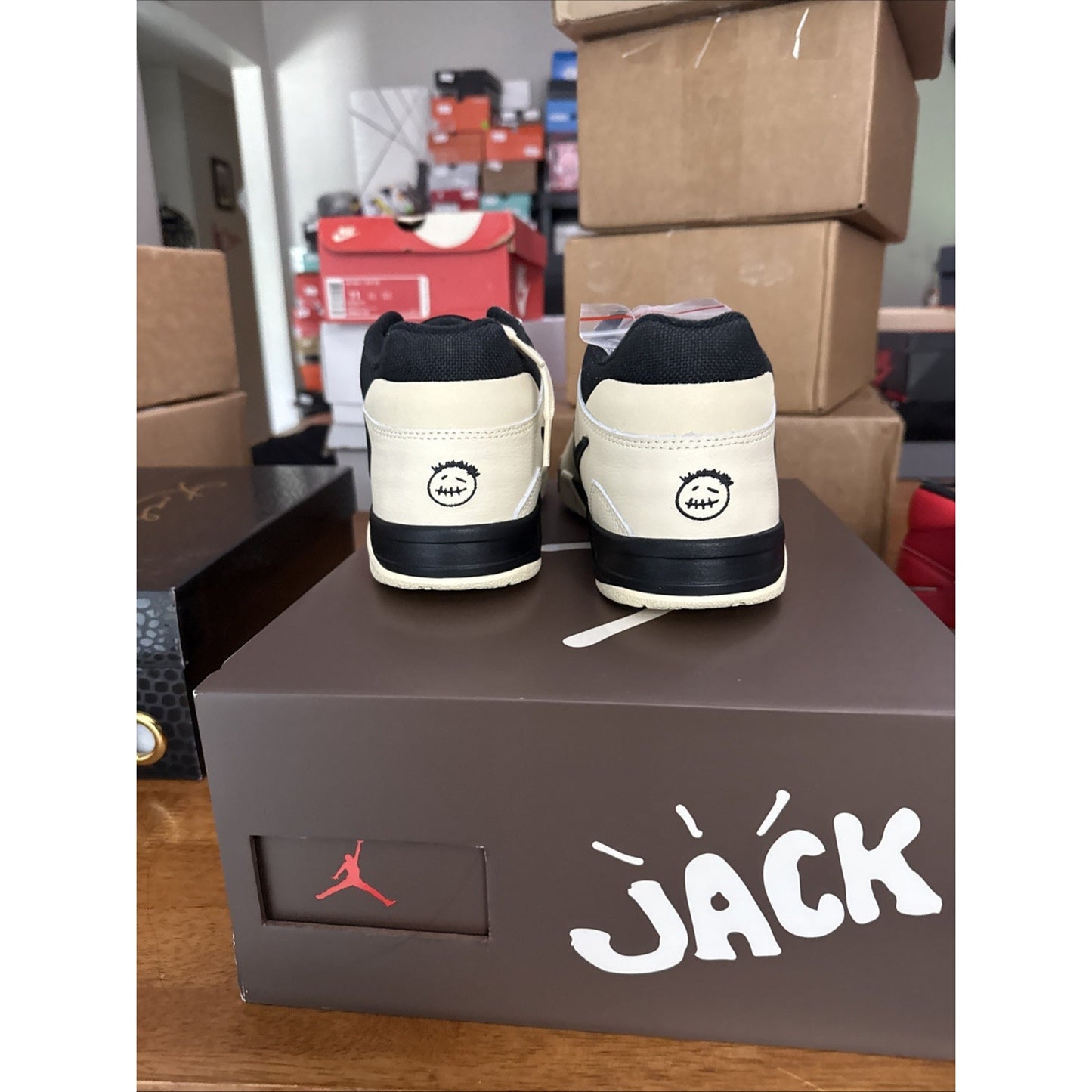 Travis Scott x Jordan Jumpman Jack TR Bright Cactus (FZ8117-102) - Size 11 BS397