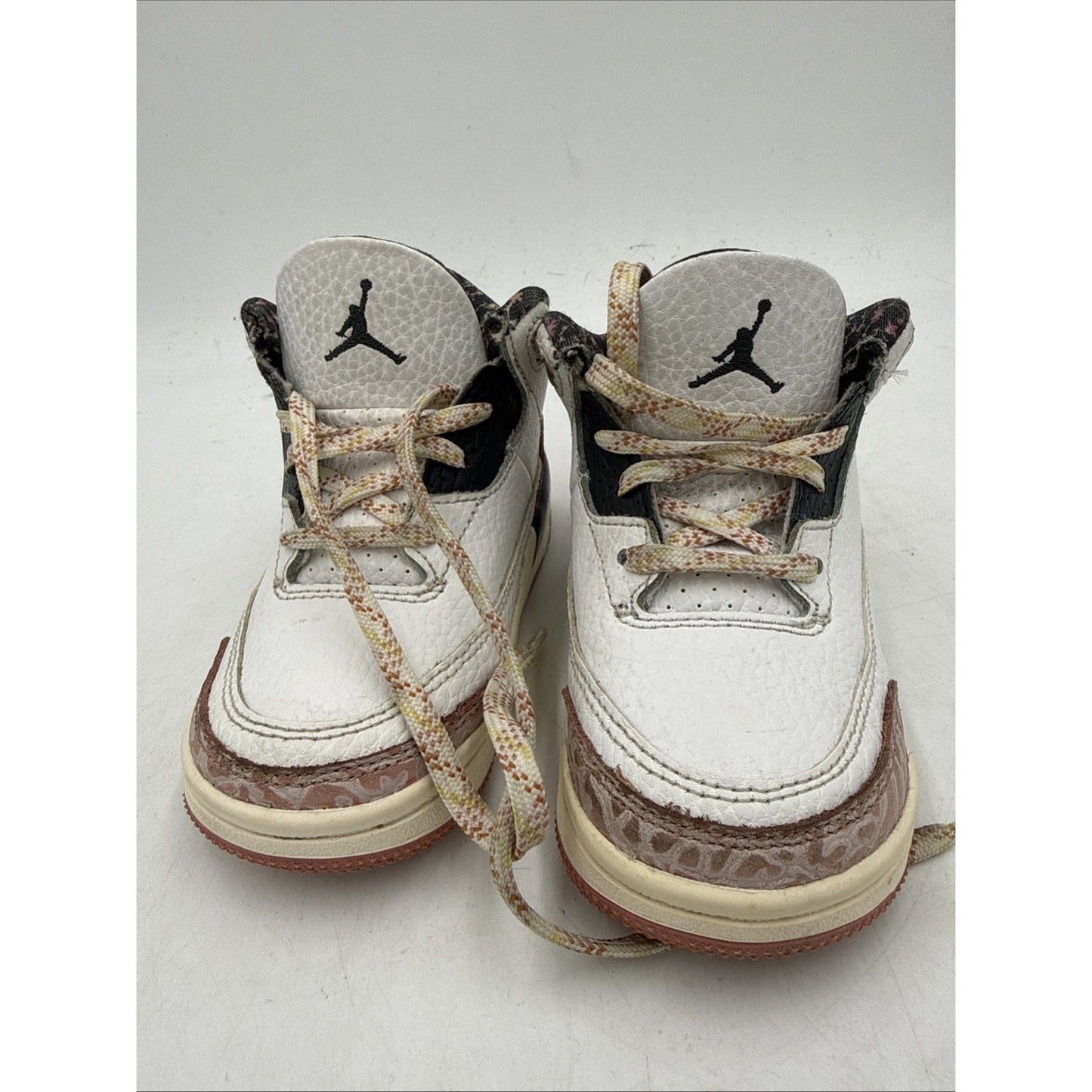 Size 7C Jordan 3 Red Stardust FQ9175-100