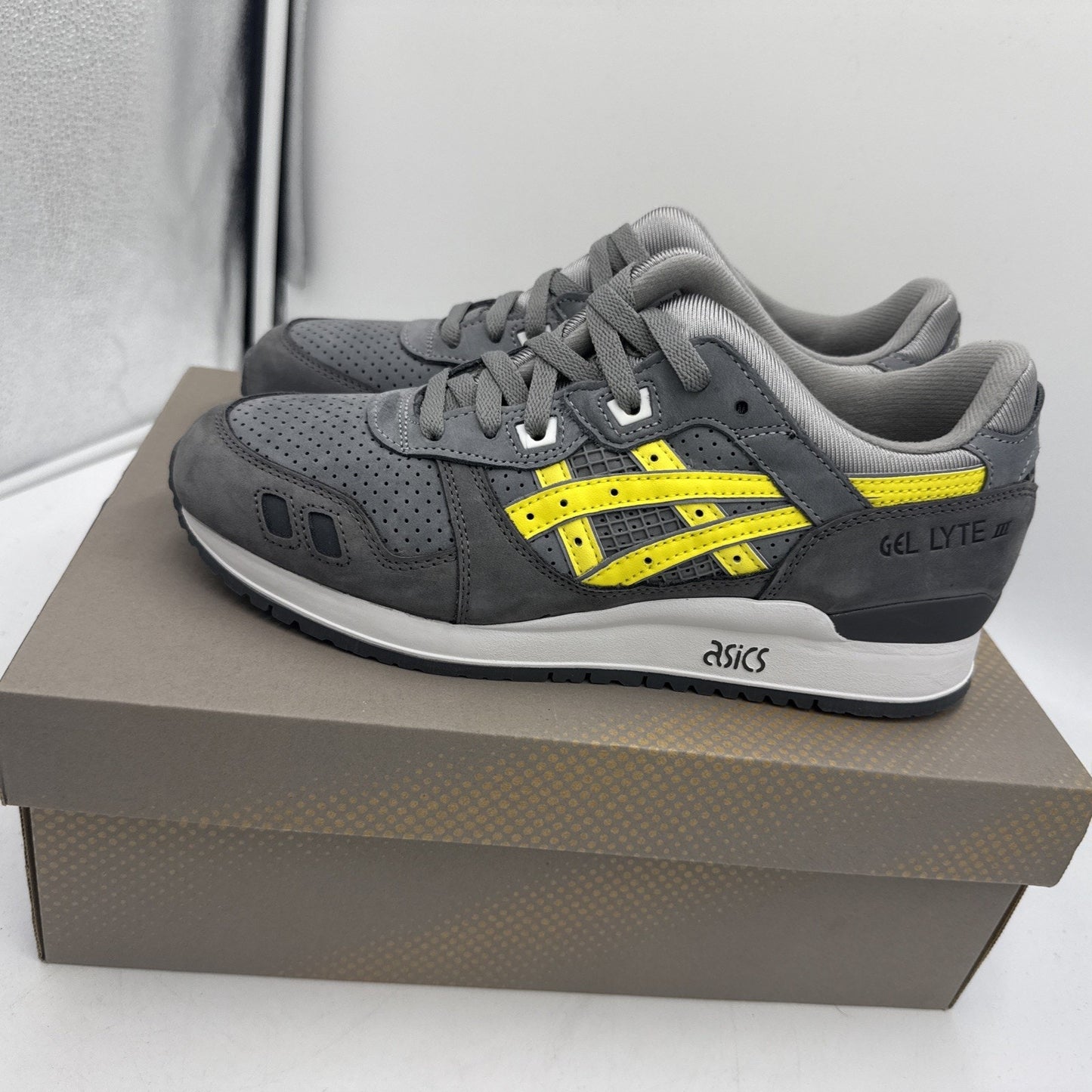 Size 8.5 - ASICS Ronnie Fieg x Gel Lyte 3 Remastered Super Yellow